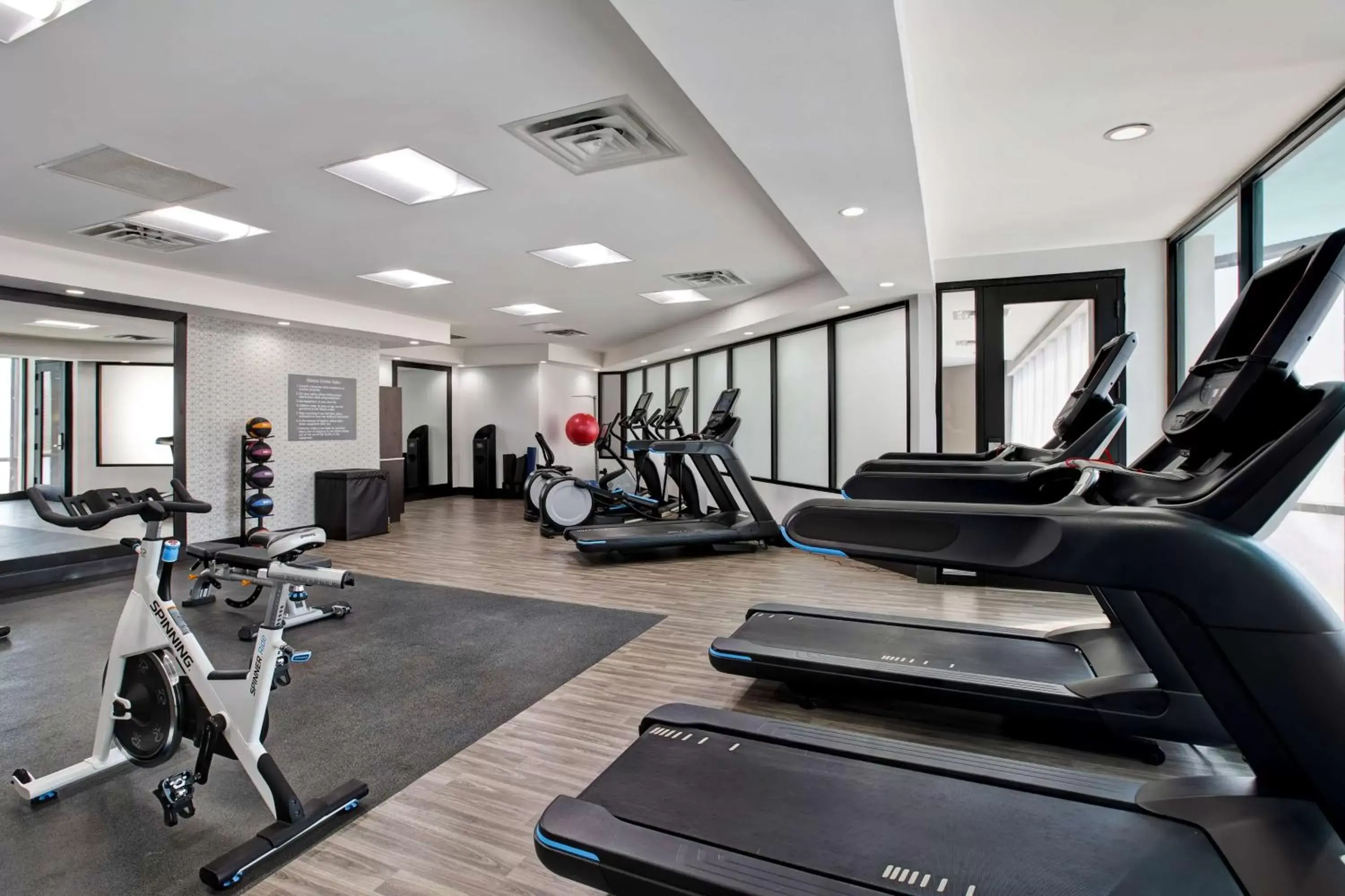 Fitness centre/facilities, Fitness Center/Facilities in Embassy Suites By Hilton Oklahoma City Northwest