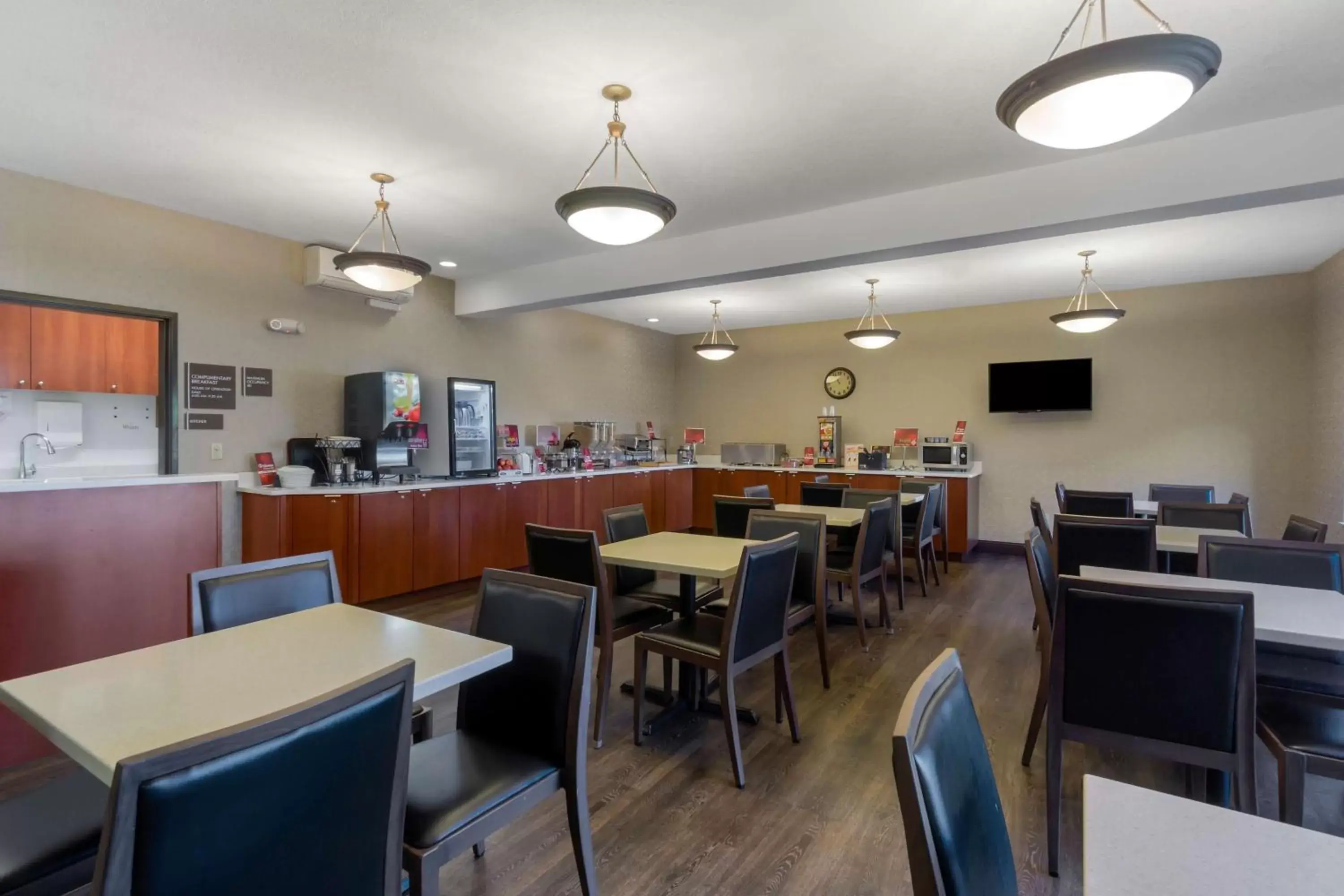 Breakfast, Restaurant/Places to Eat in Best Western Plus Park Place Inn & Suites