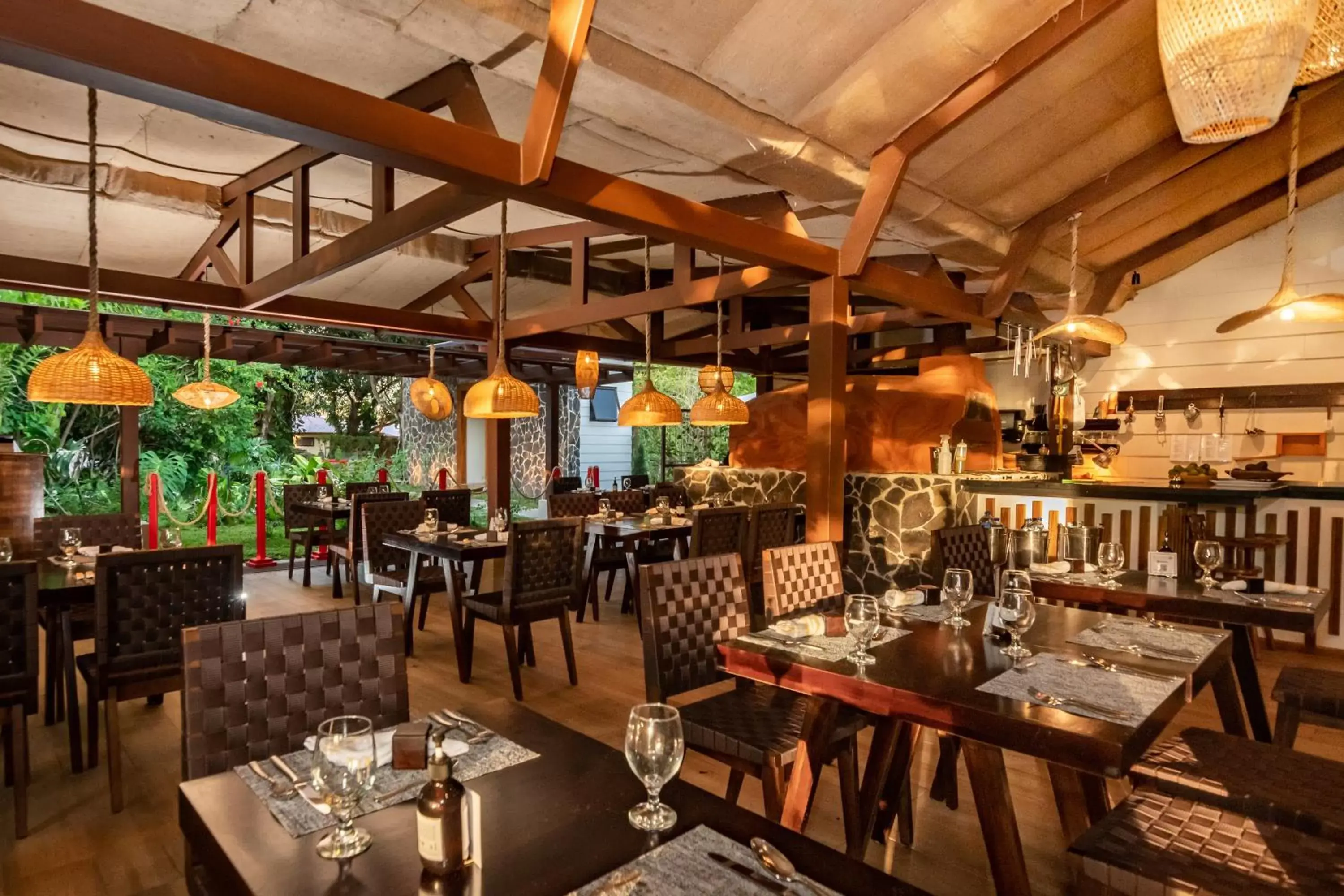 Restaurant/Places to Eat in Hacienda Guachipelin Volcano Ranch Hotel & Hot Springs