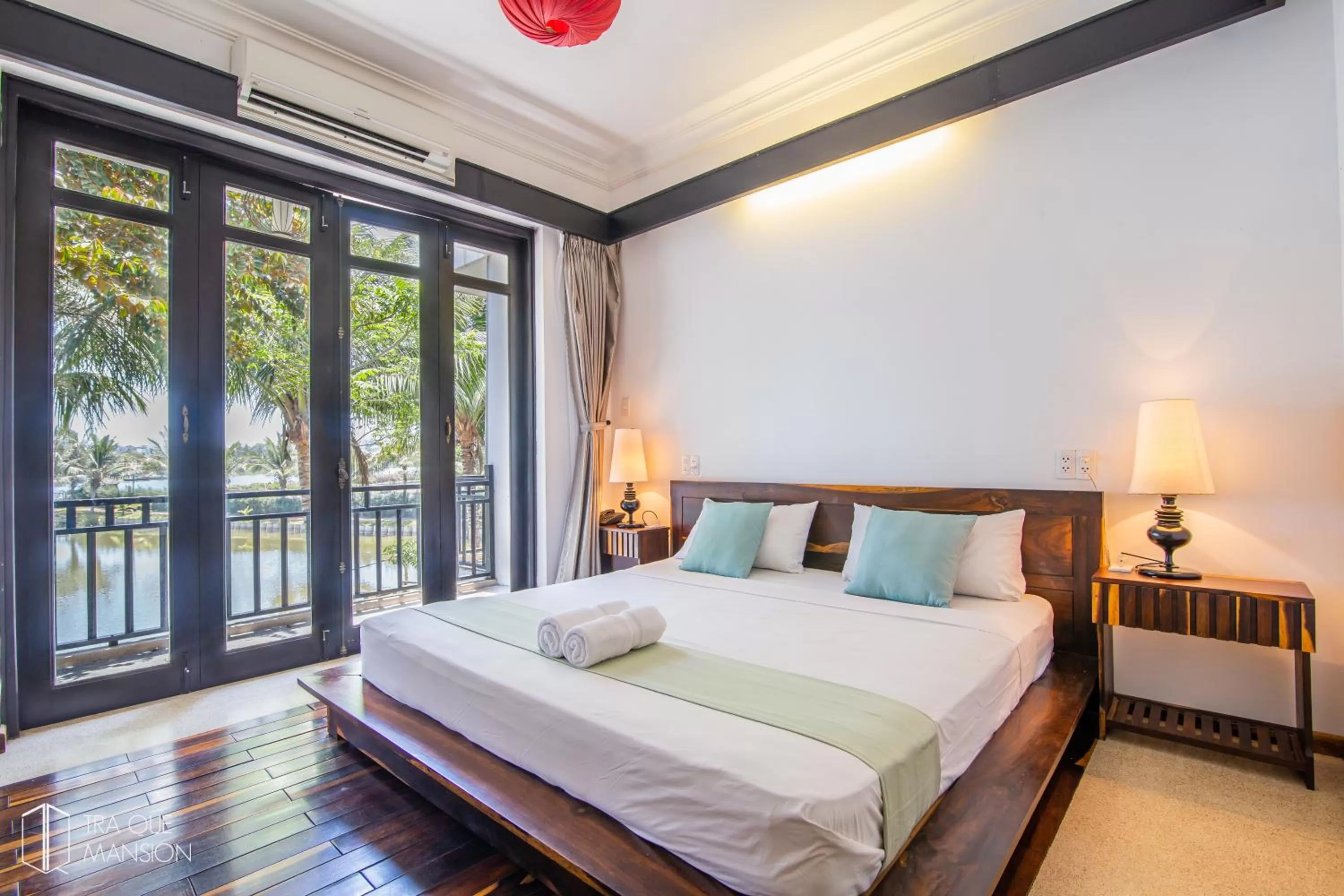 View (from property/room), Bed in Tra Que Mansion