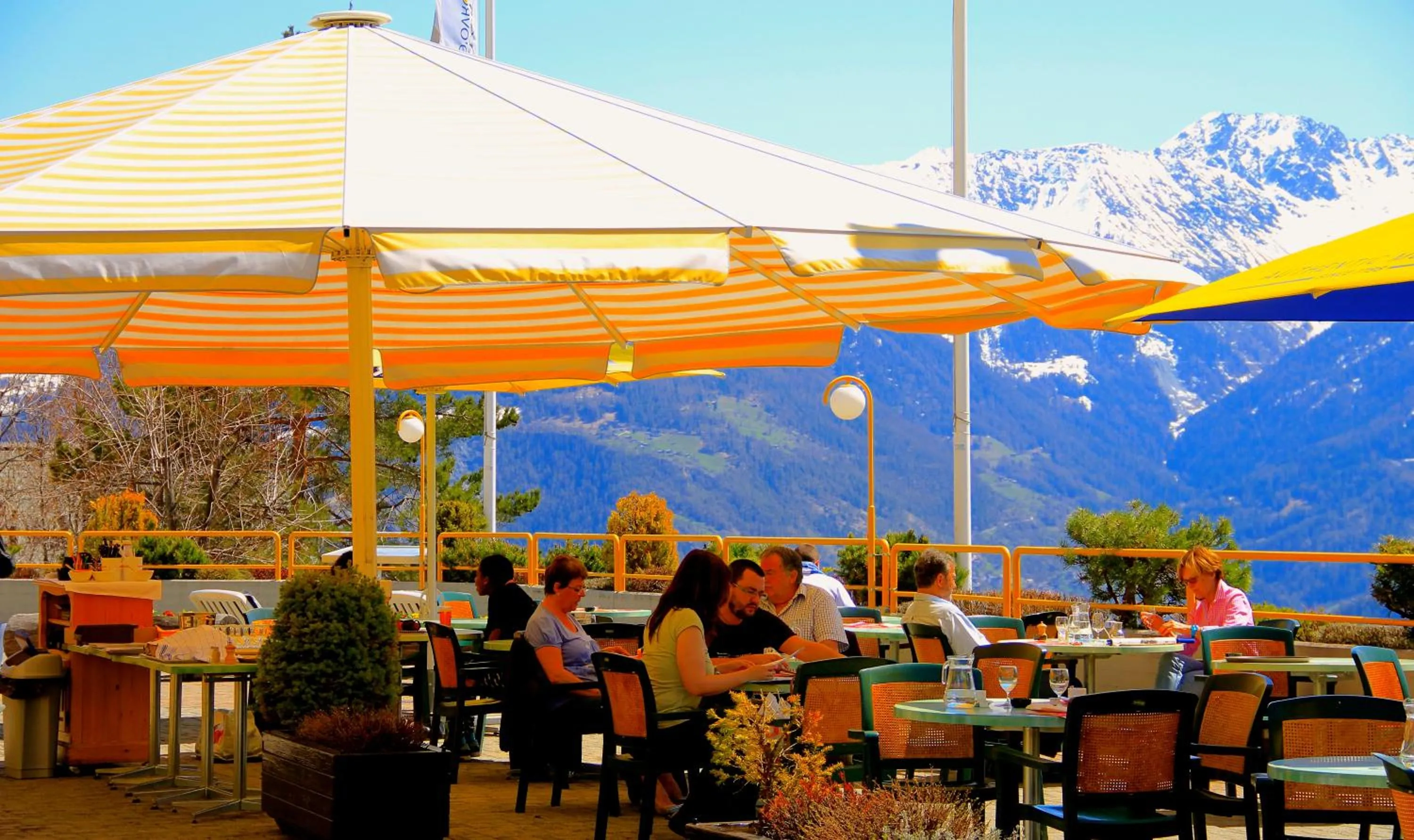 Restaurant/places to eat in Hôtel Les Bains d'Ovronnaz