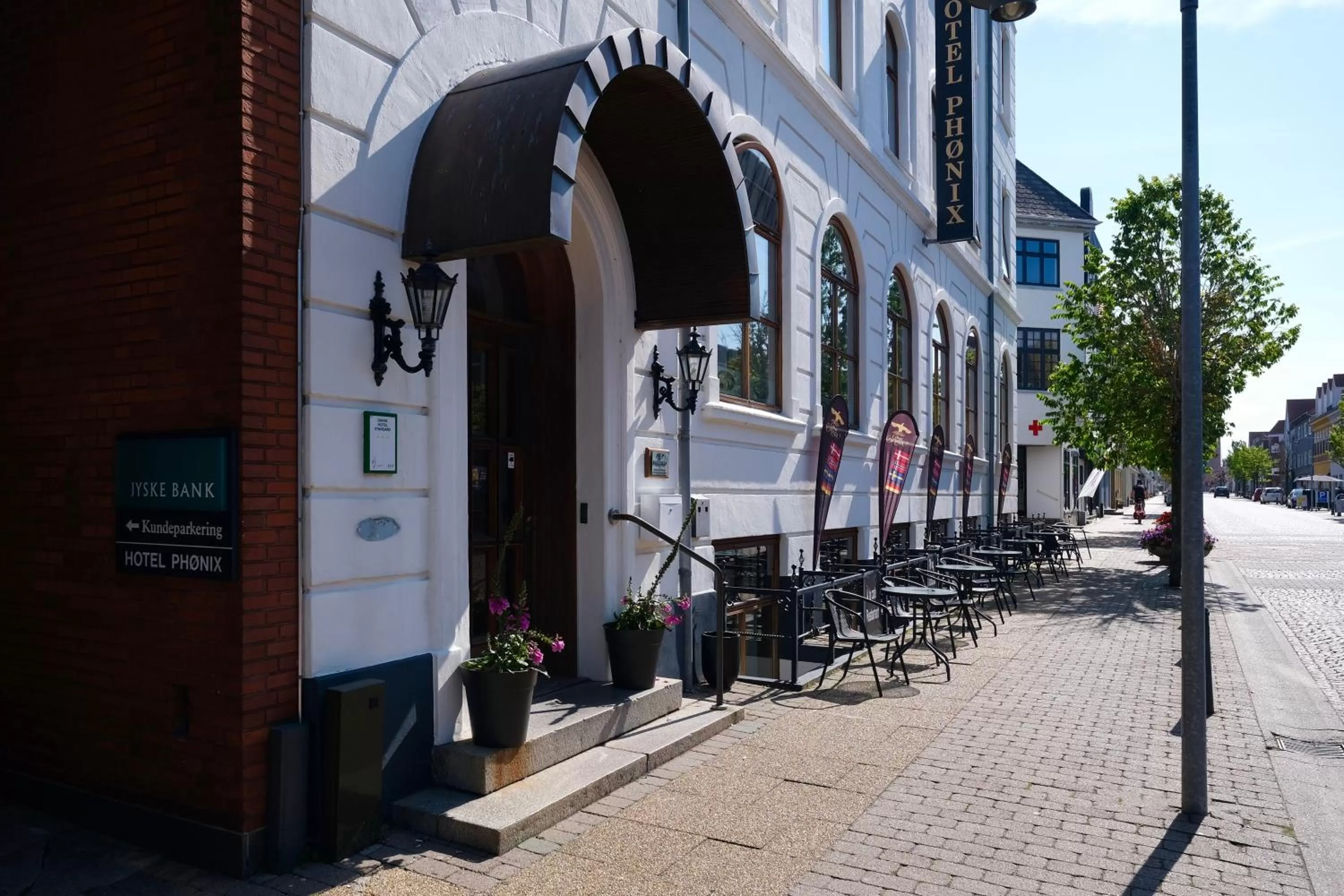 Facade/entrance in Hotel Phønix Brønderslev