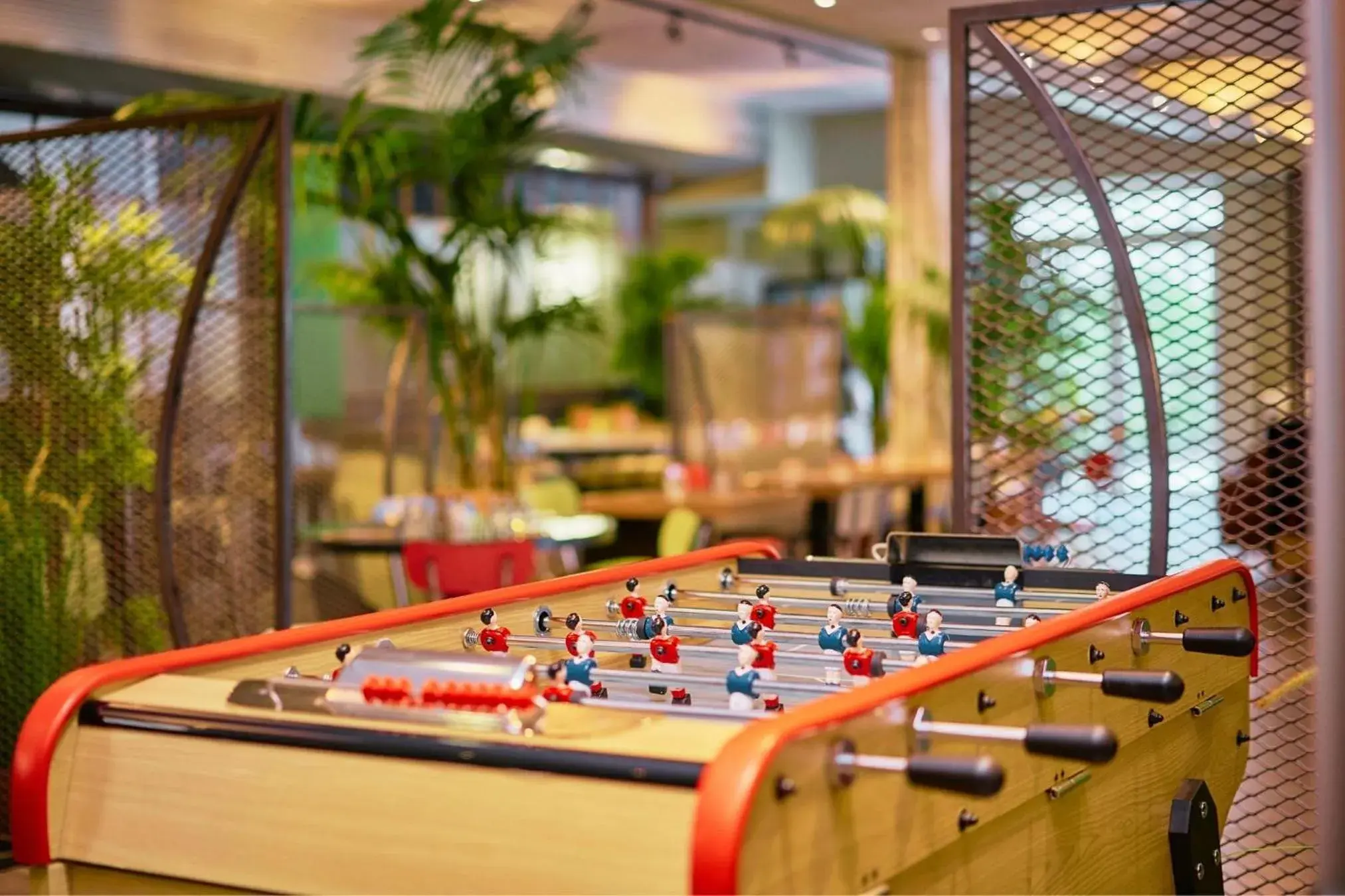 Game Room, Billiards in Sporting House Hôtel