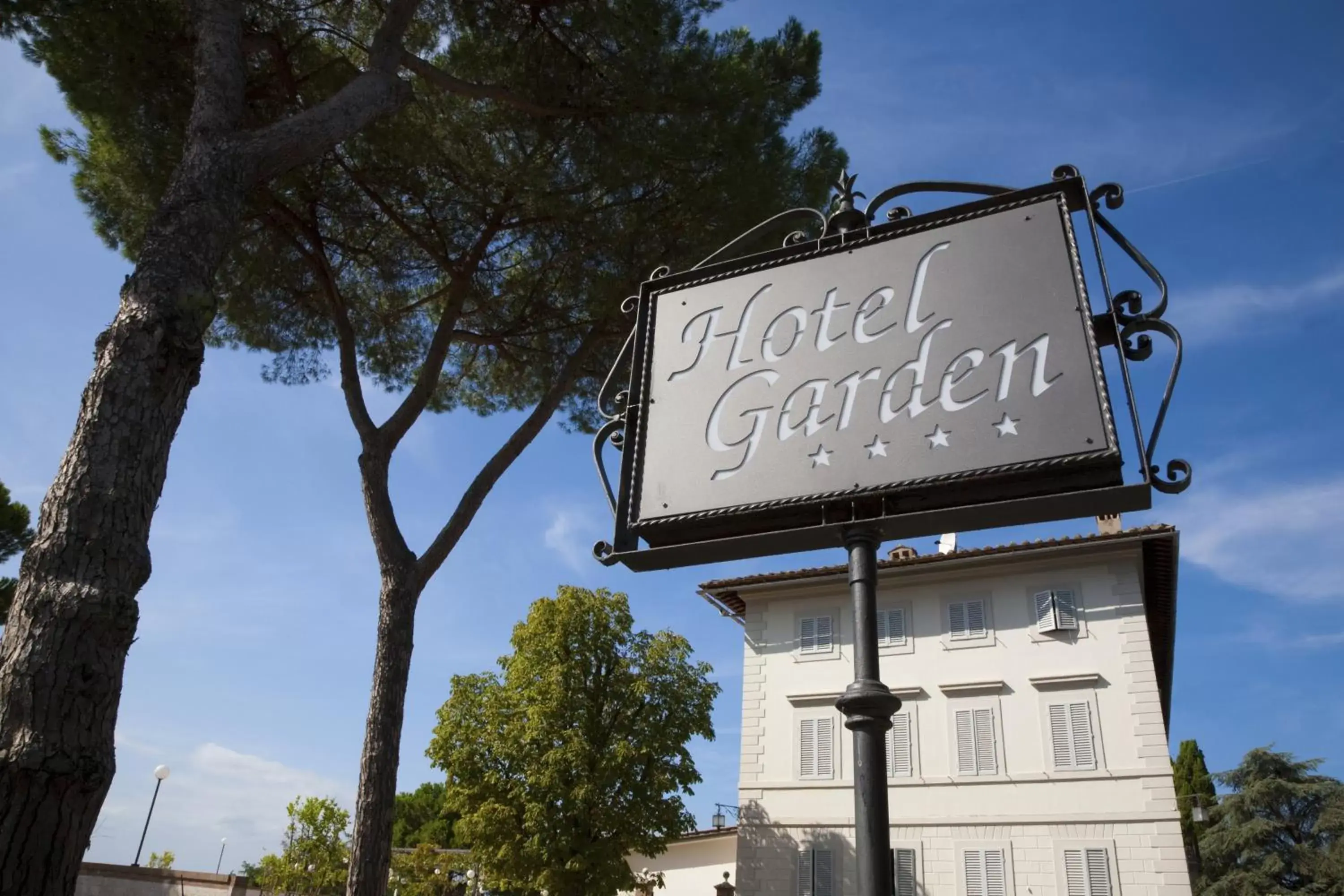 Facade/entrance in Hotel Garden