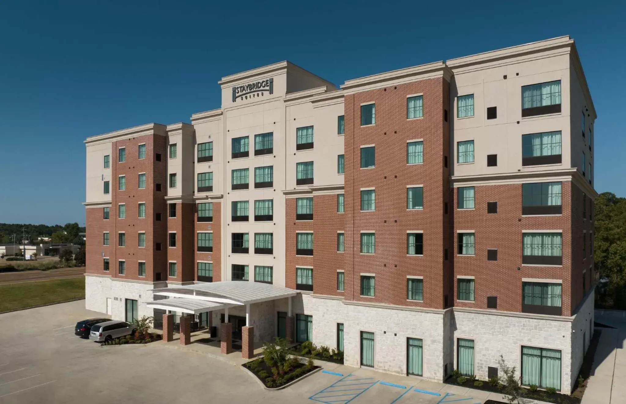 Property Building in Staybridge Suites - Flowood - NW Jackson, an IHG Hotel