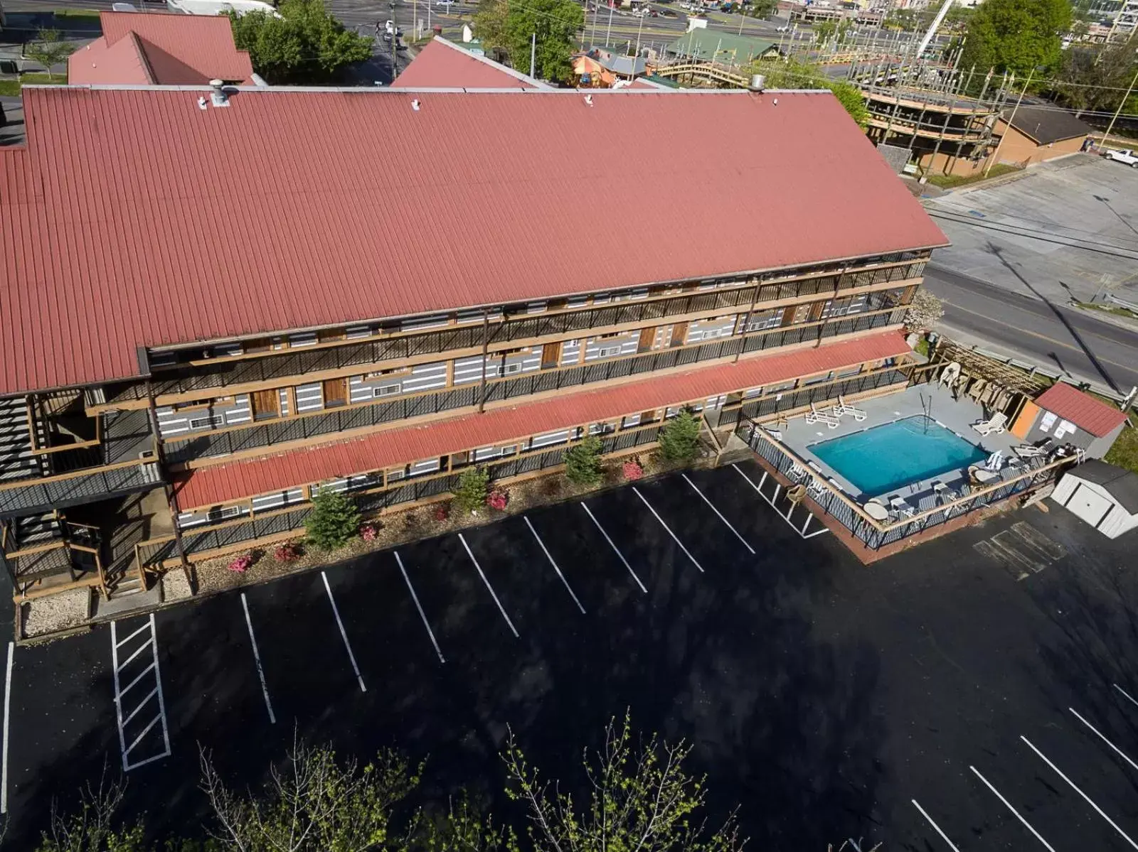 Pool view, Bird's-eye View in Timbers Lodge