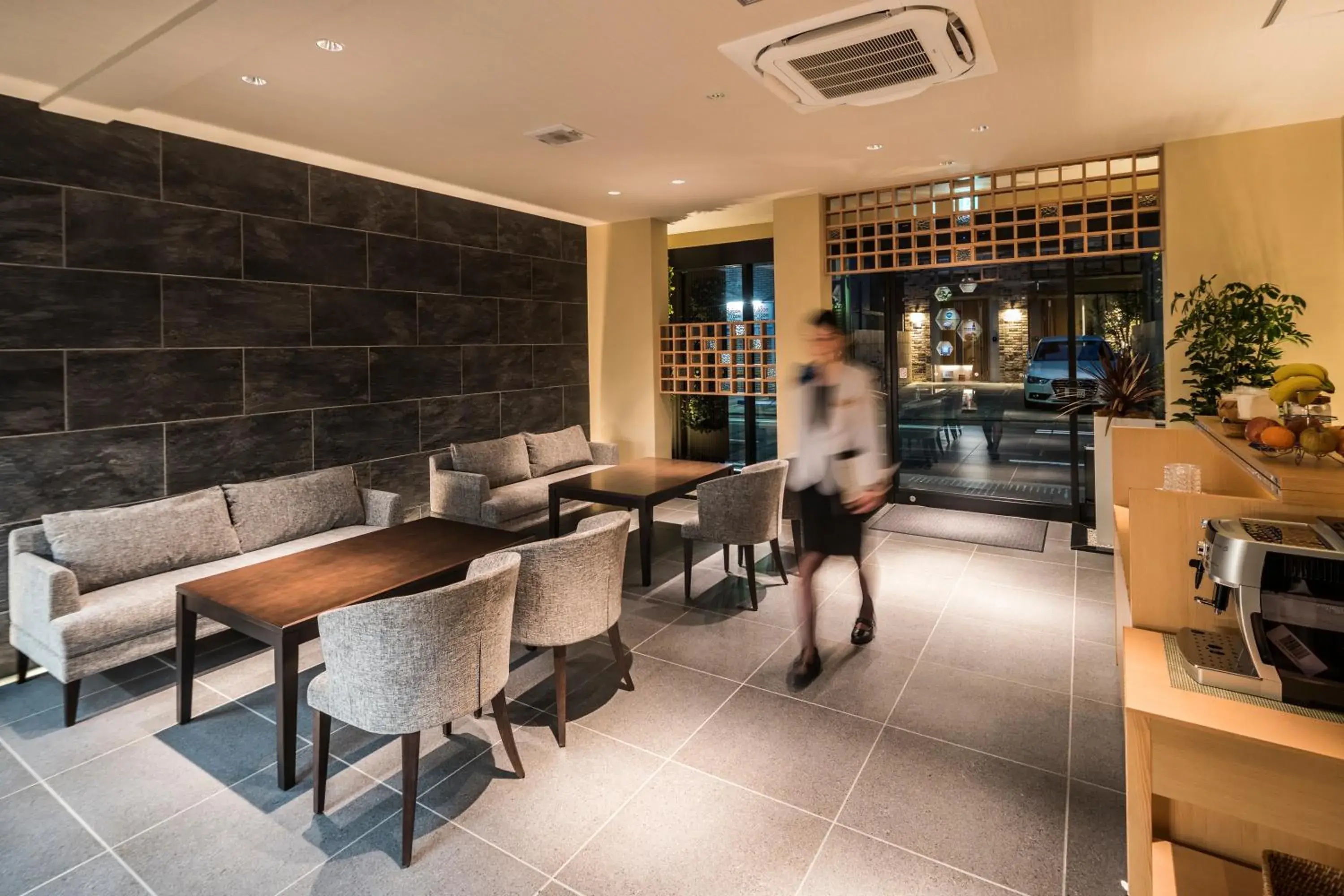 Restaurant/Places to Eat in Kyoto Shinmachi Rokkaku Hotel grandereverie