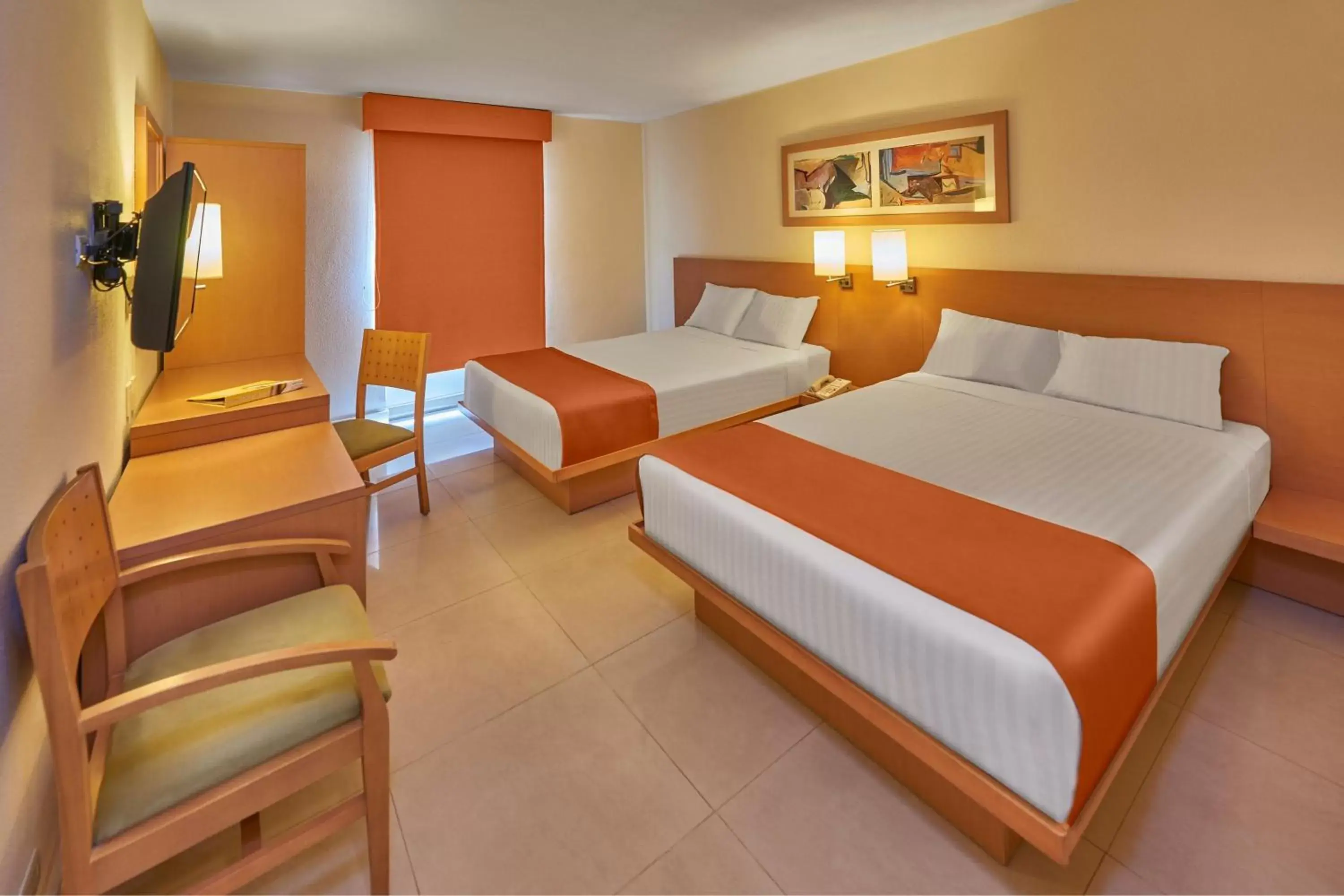 Photo of the whole room, Bed in City Express by Marriott Mazatlan