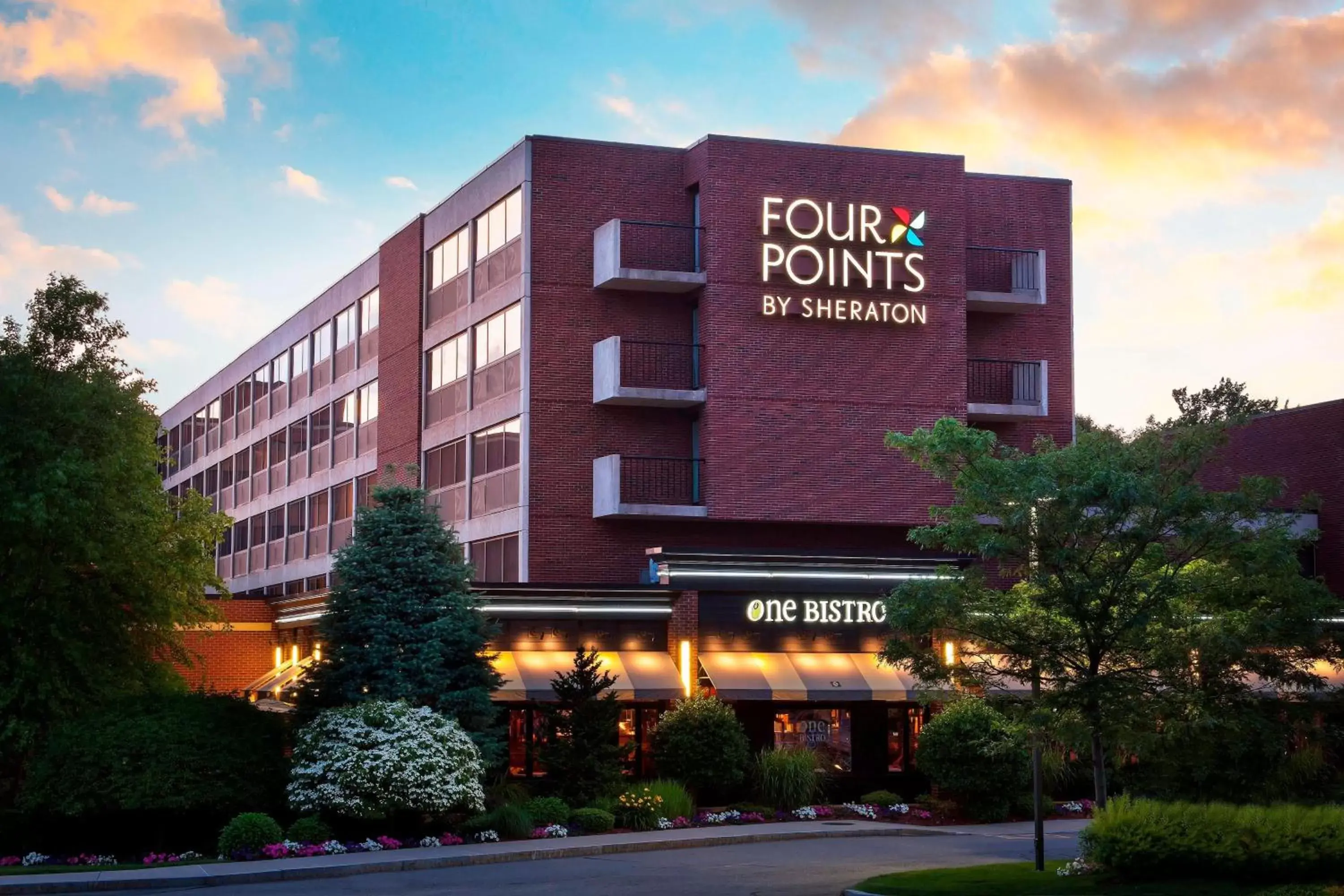 Property Building in Four Points by Sheraton Norwood Conference Center
