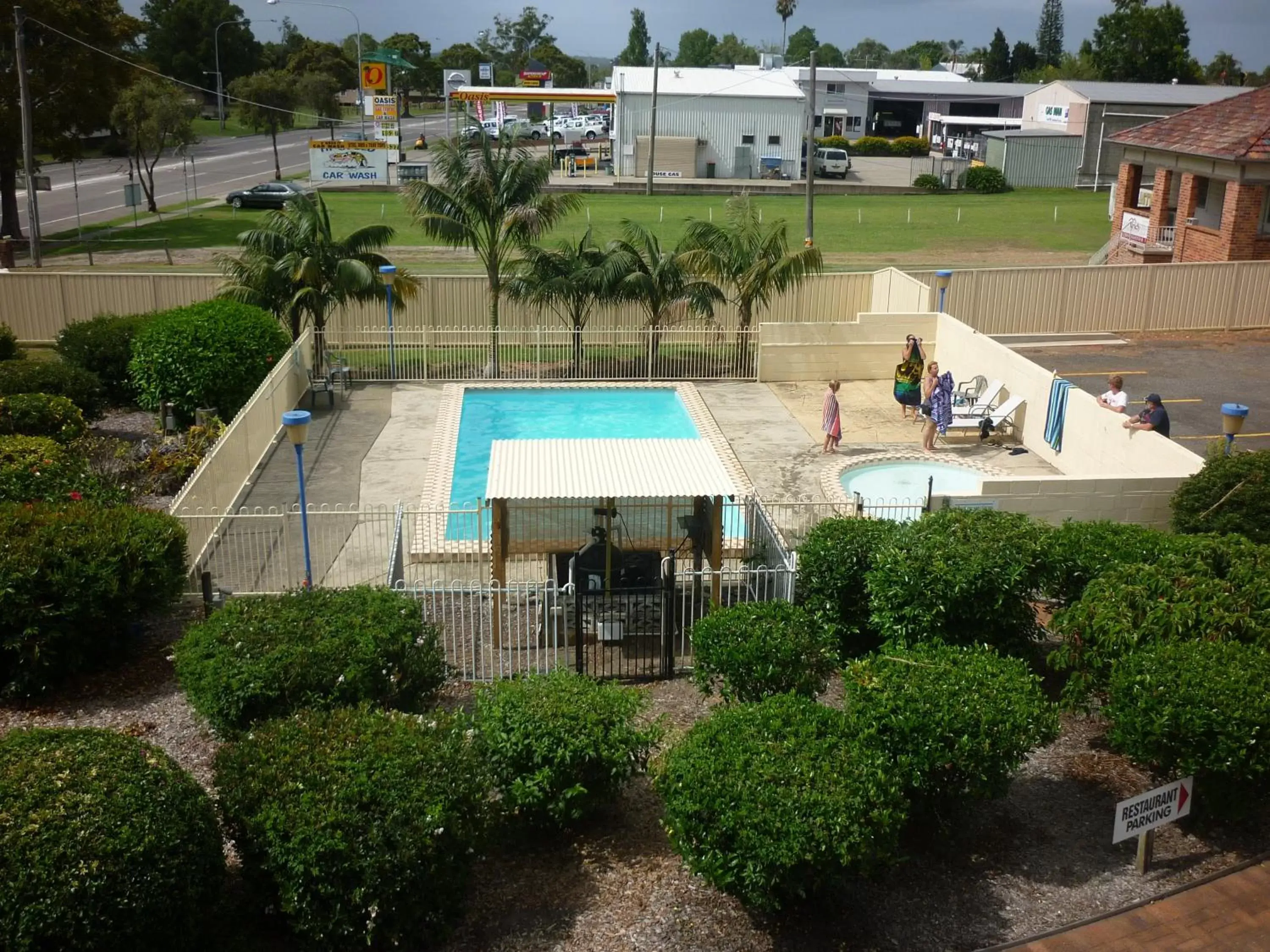 Day, Pool View in City Centre Motel Kempsey