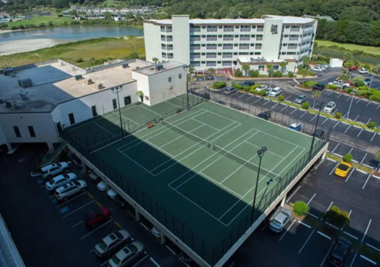 Tennis/Squash in Sands Beach Club by Capital Vacations