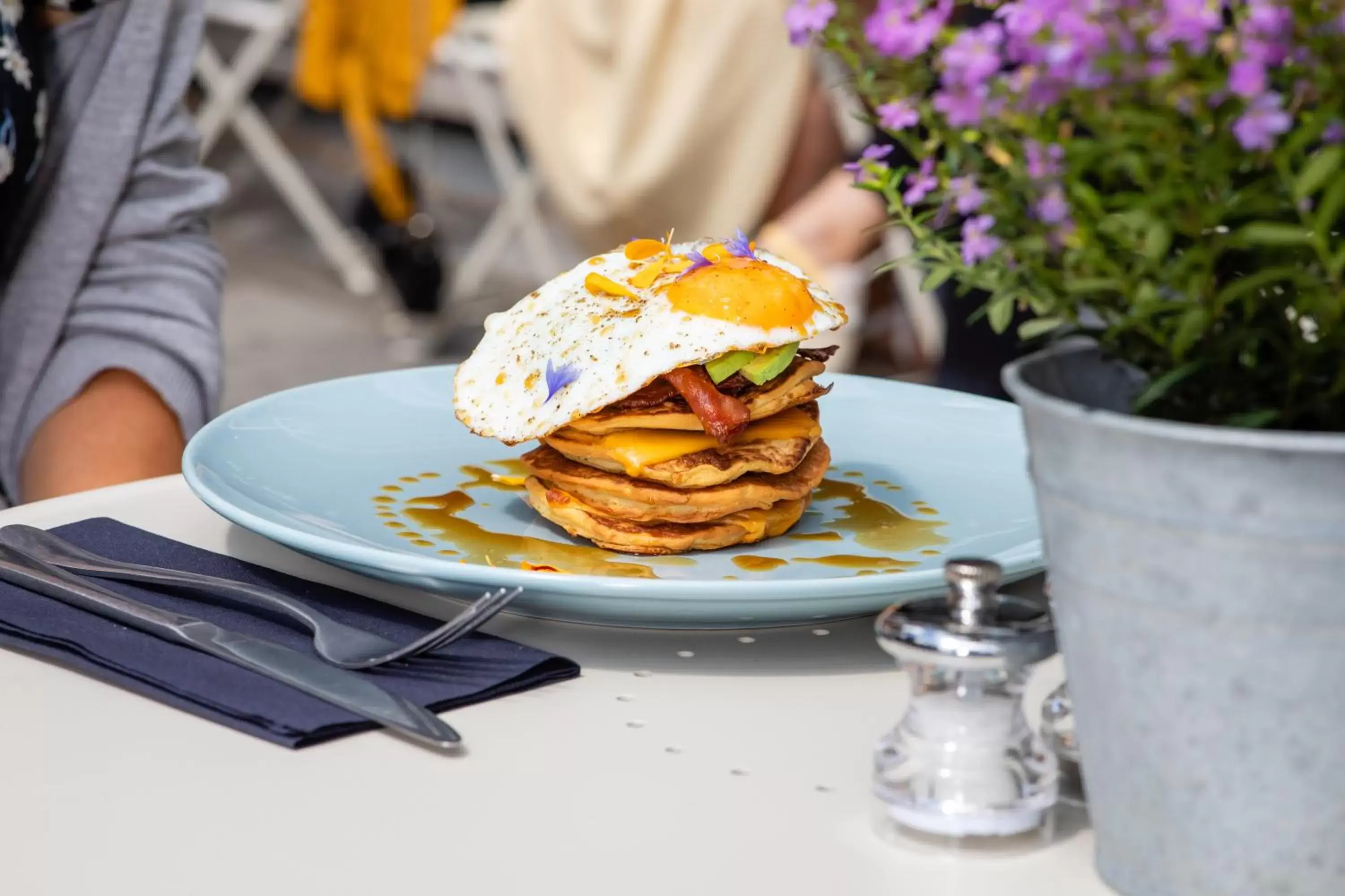 Breakfast in the bellhop