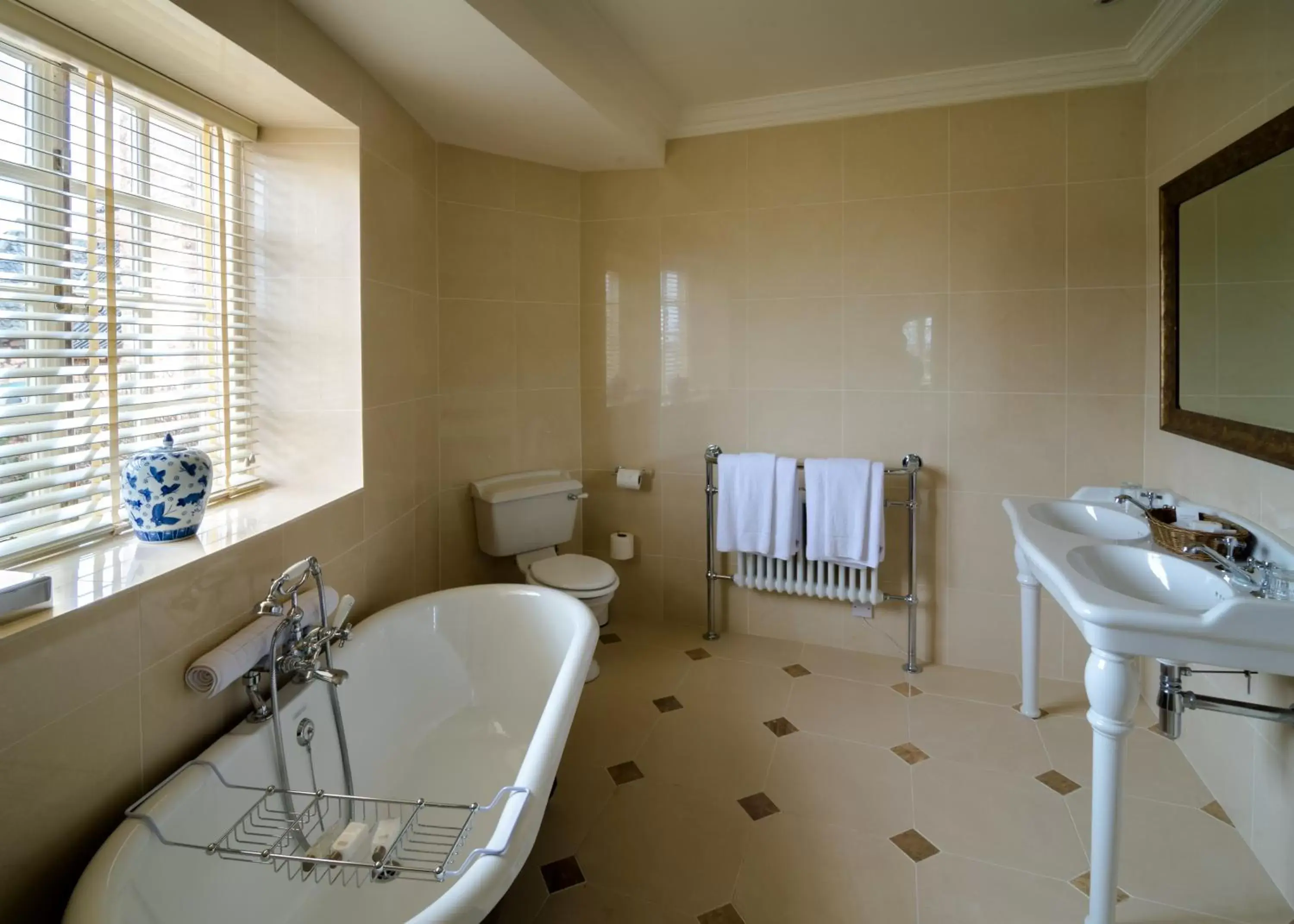 Bathroom in Greywalls Hotel & Chez Roux