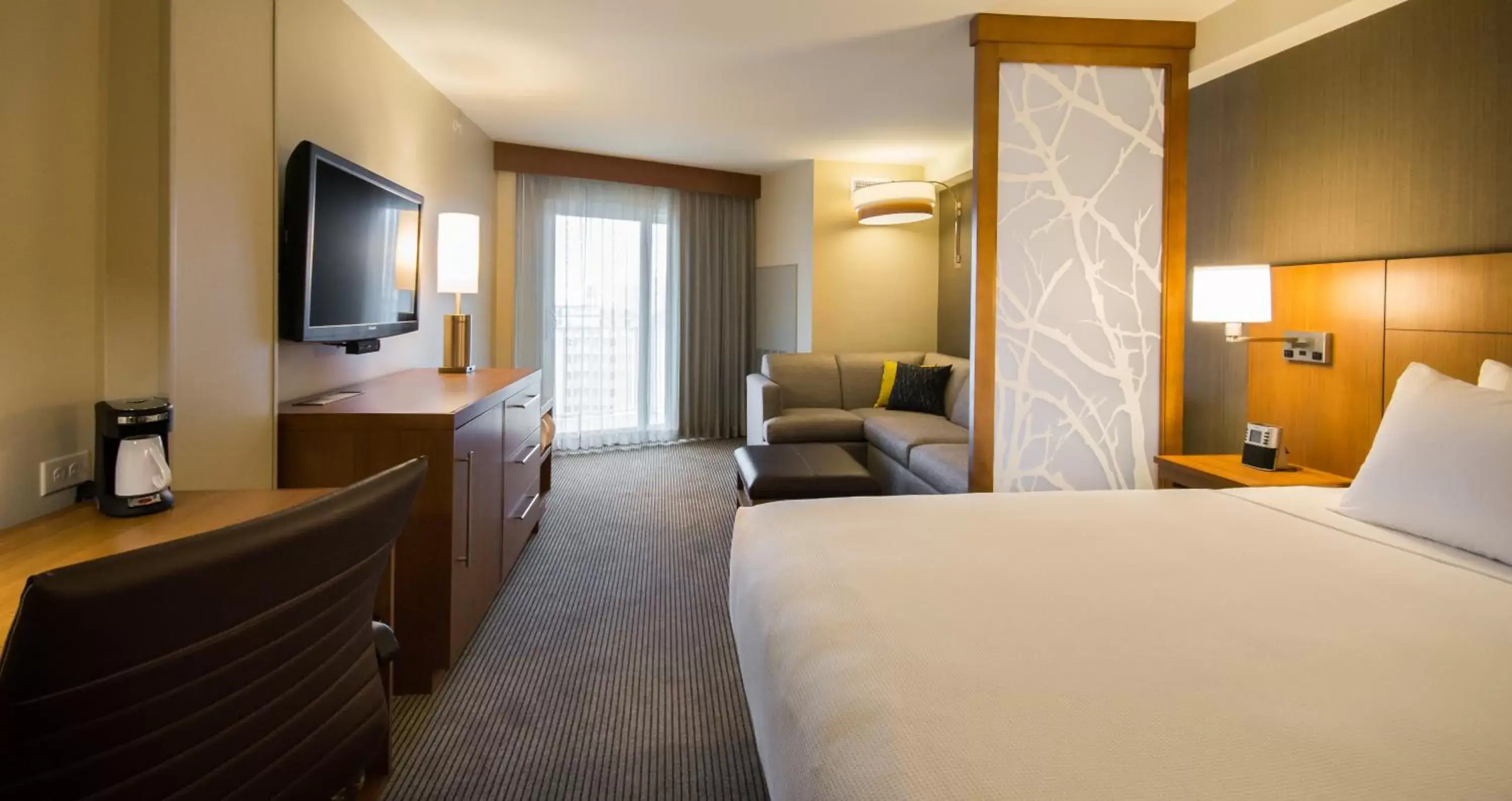 King Room with Sofa Bed in Hyatt Place Daytona Beach-Oceanfront