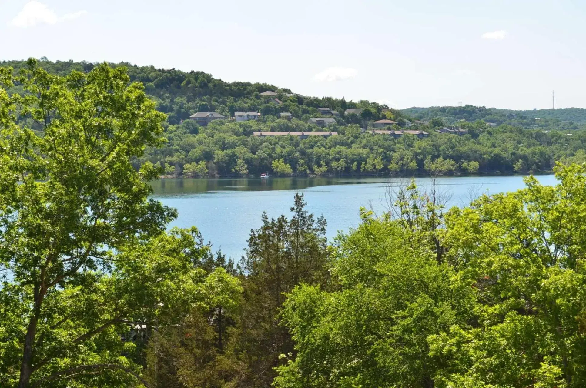 Natural landscape, River View in Rockwood Condos on Table Rock Lake