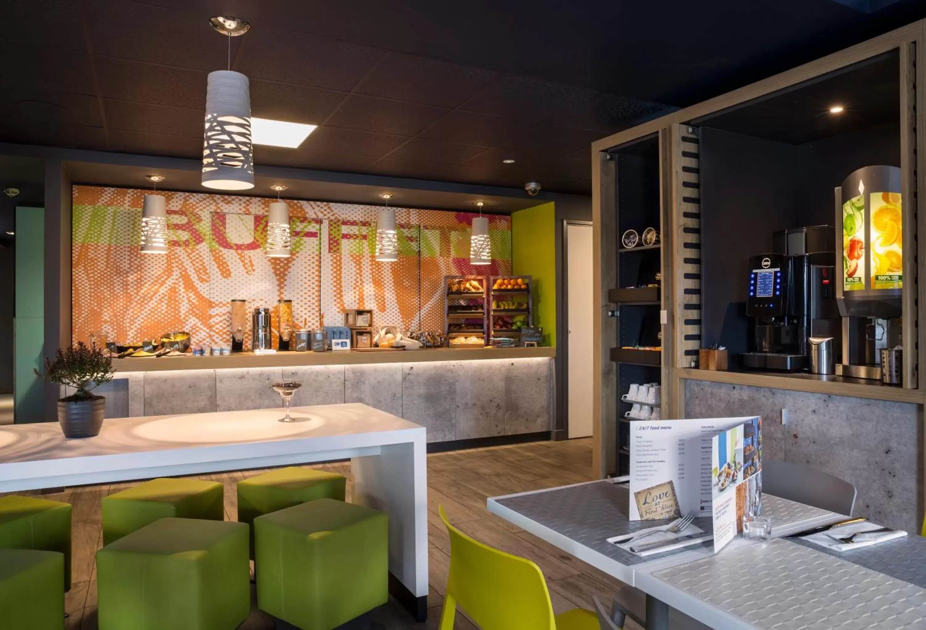 Continental breakfast, Restaurant/Places to Eat in ibis budget Glasgow