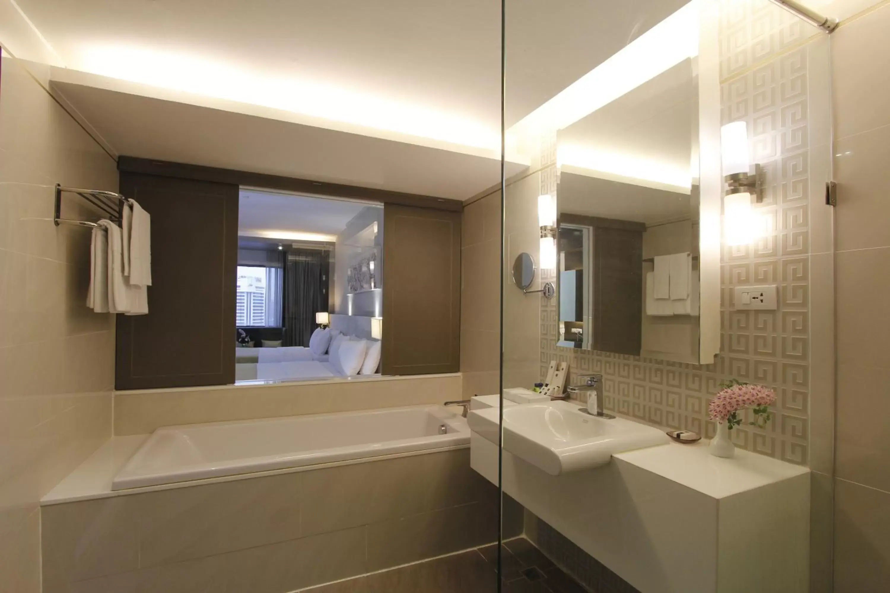 Toilet, Bathroom in Royal Benja Hotel