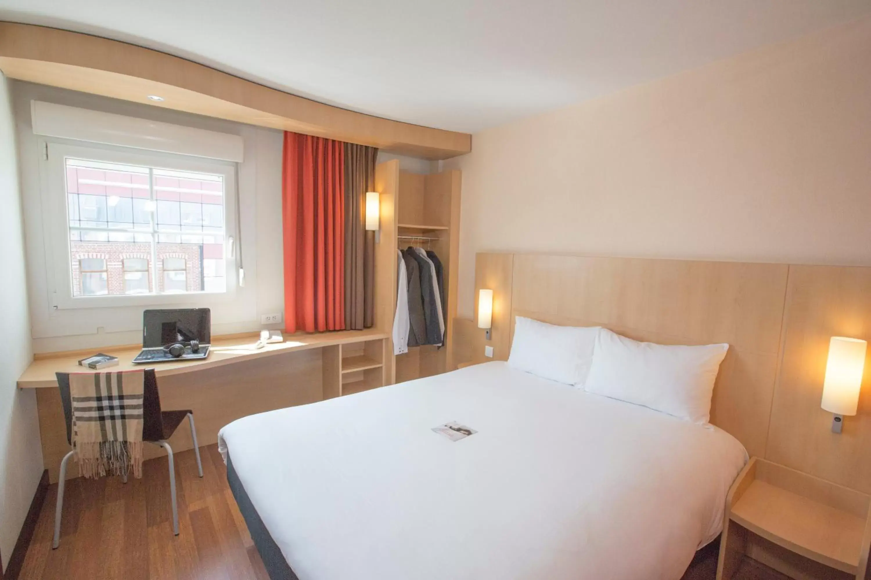 Bedroom, Room Photo in ibis Lille Lomme Centre