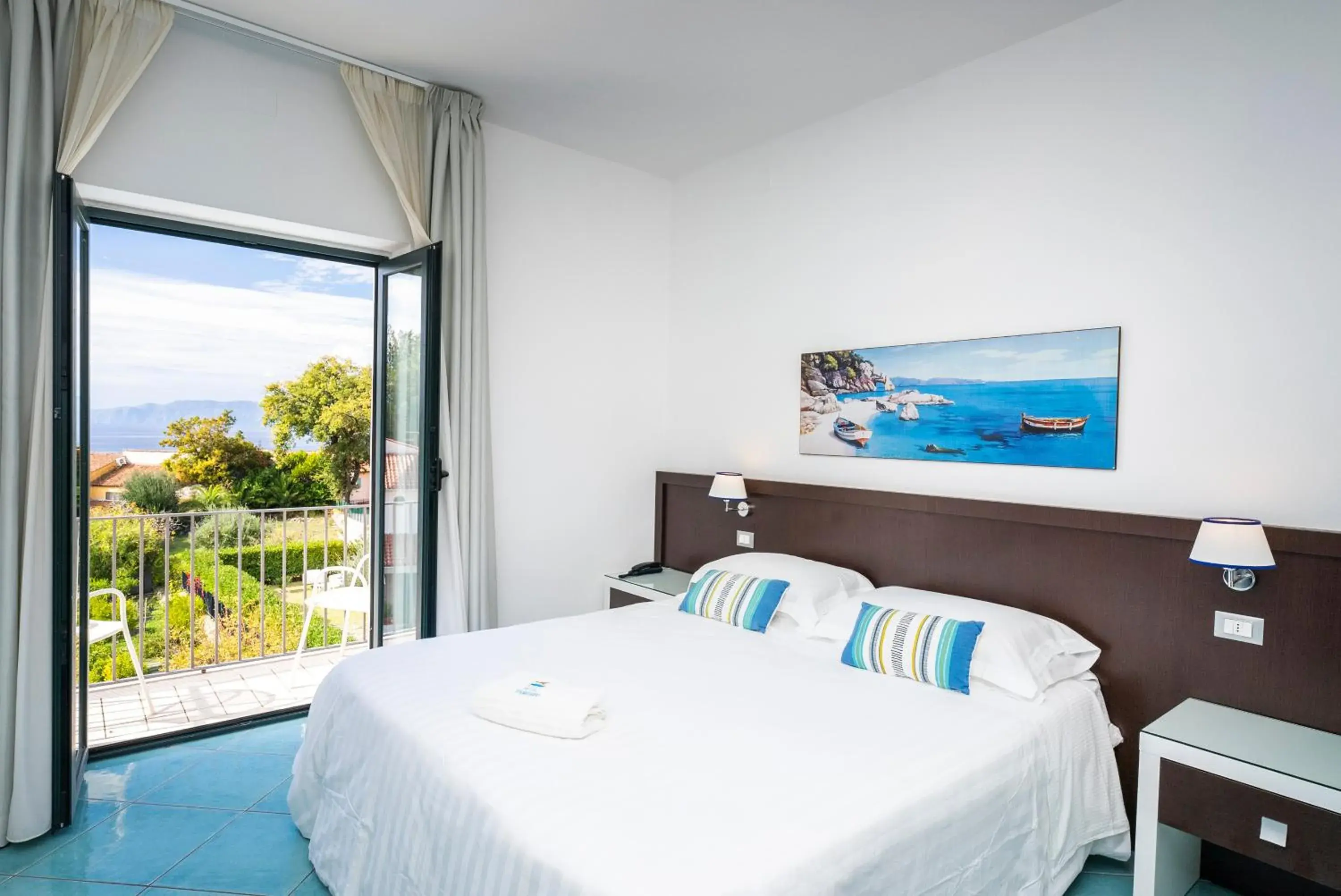 Photo of the whole room, Bed in Hotel Murmann Photo of the whole room, Bed in Hotel Murmann