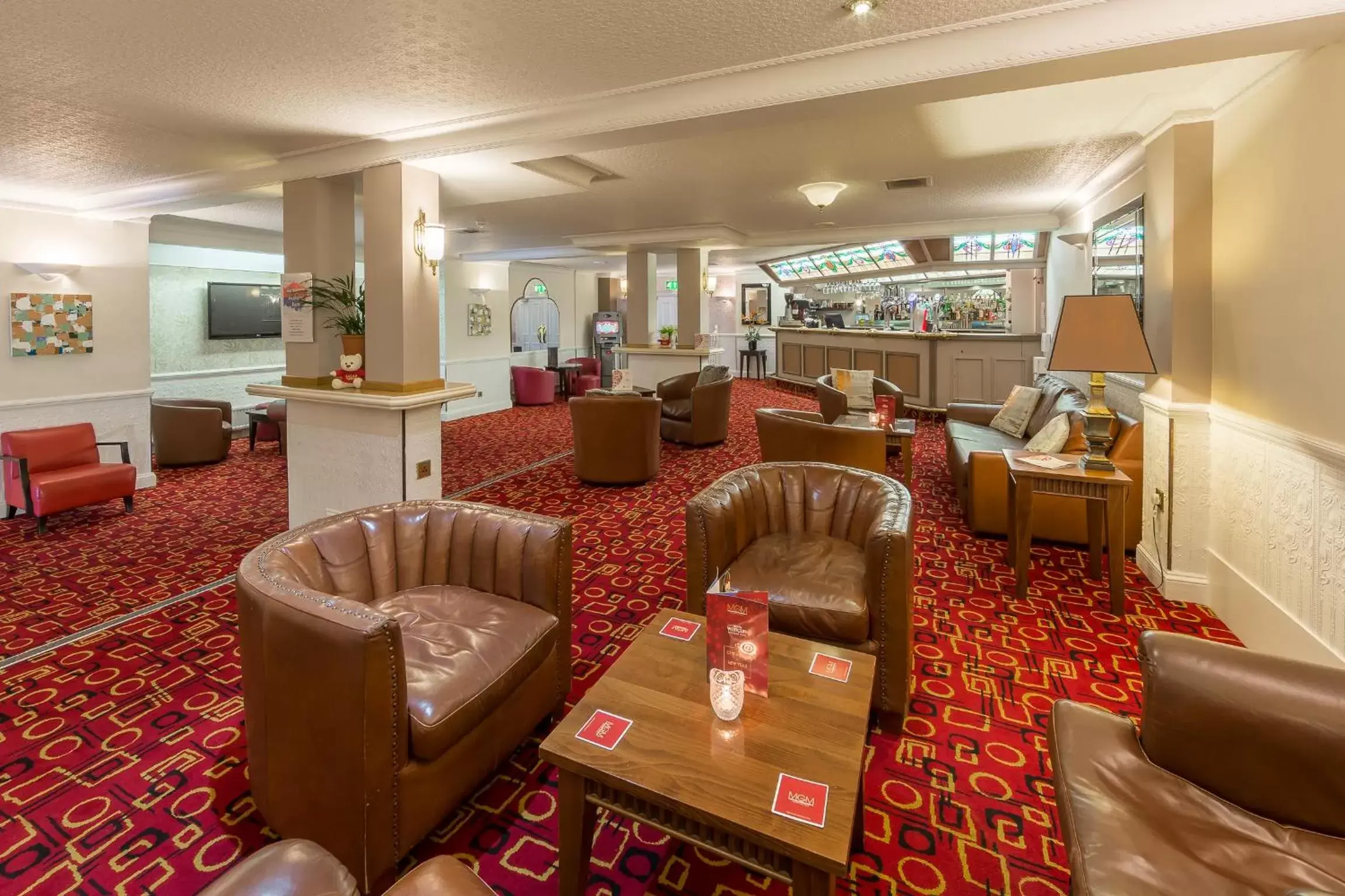 Lounge or bar, Lobby/Reception in Muthu Westcliff Hotel (Near London Southend Airport)