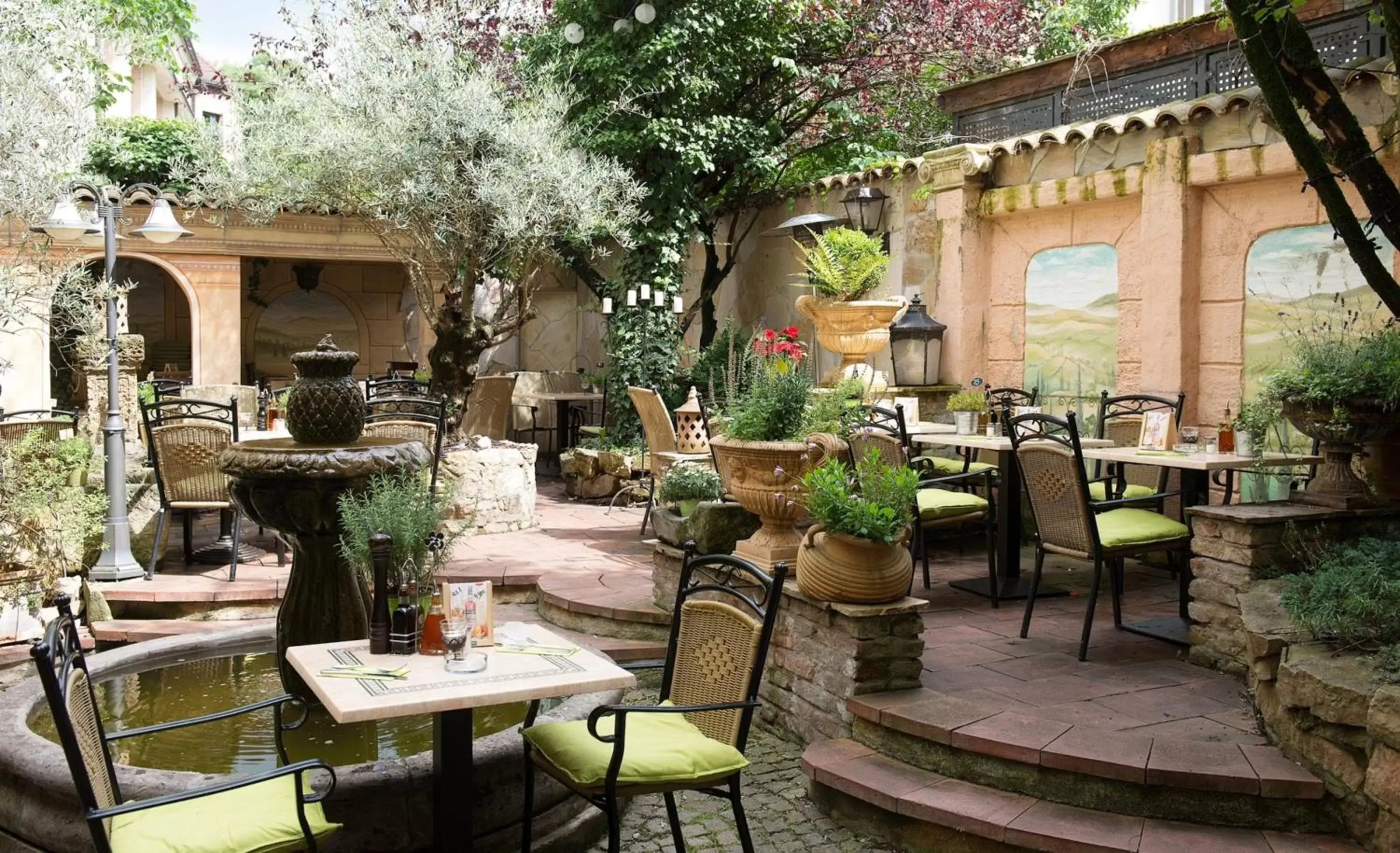 Garden, Restaurant/Places to Eat in Hotel GIO
