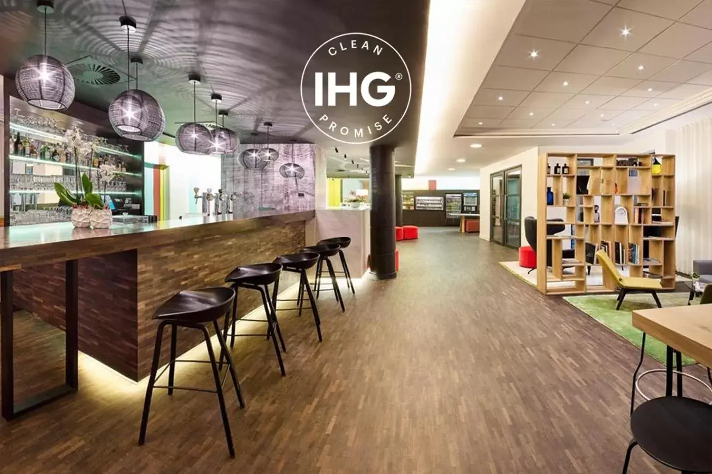 Lounge or bar, Lounge/Bar in Holiday Inn Express Hasselt, an IHG Hotel