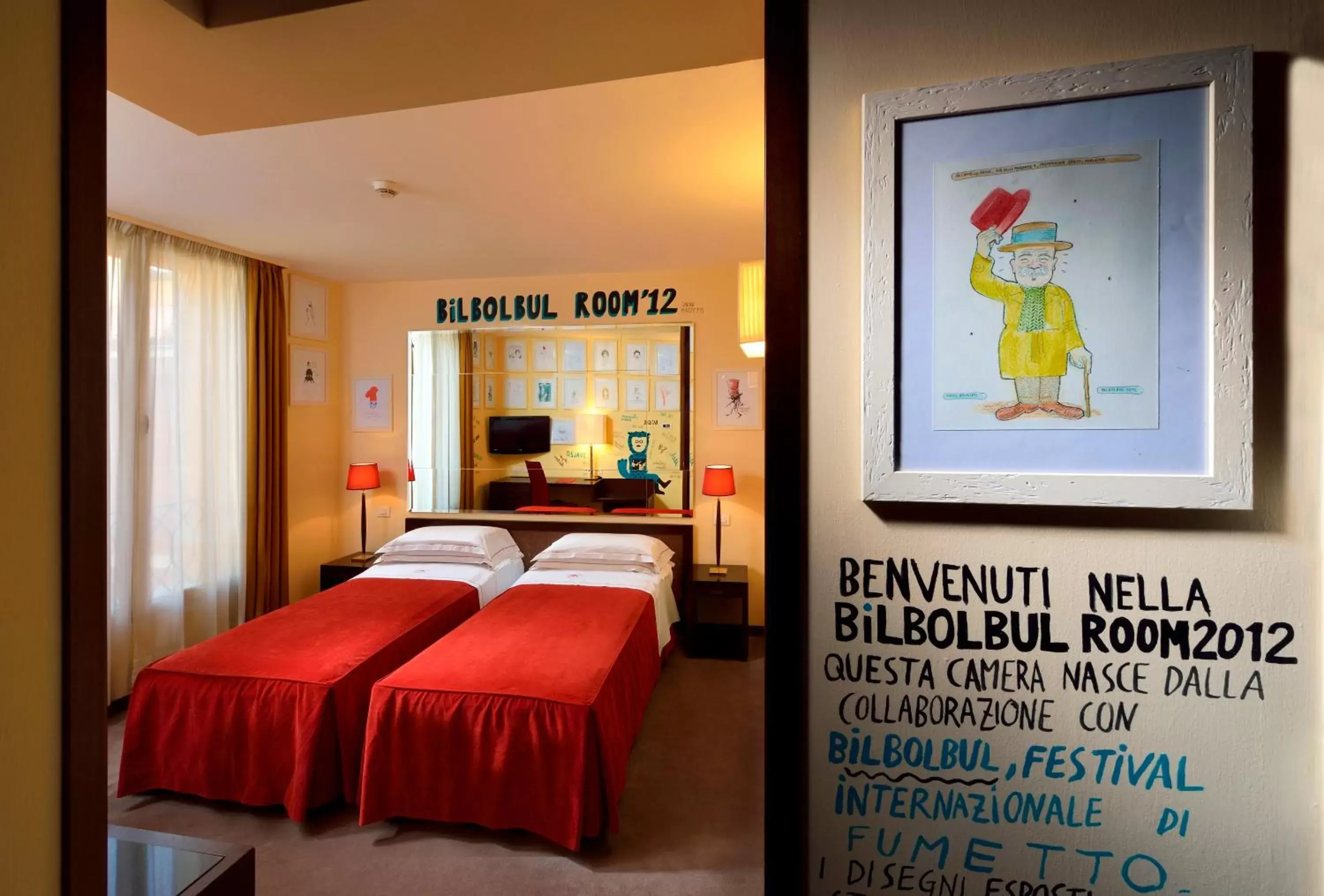 Photo of the whole room in PHI HOTEL BOLOGNA "Al Cappello Rosso"