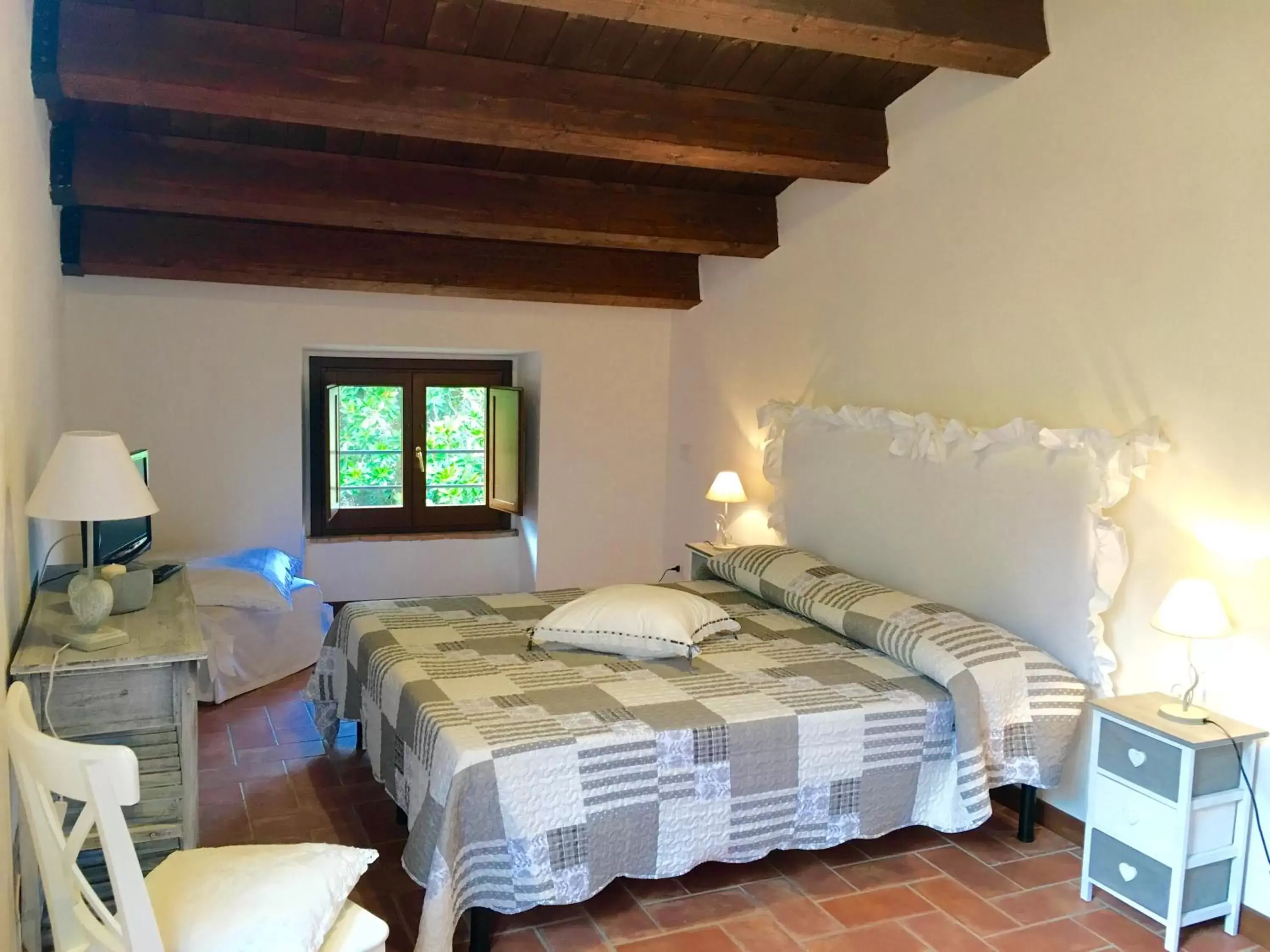 Bed in B&B Michelangeli - Private parking