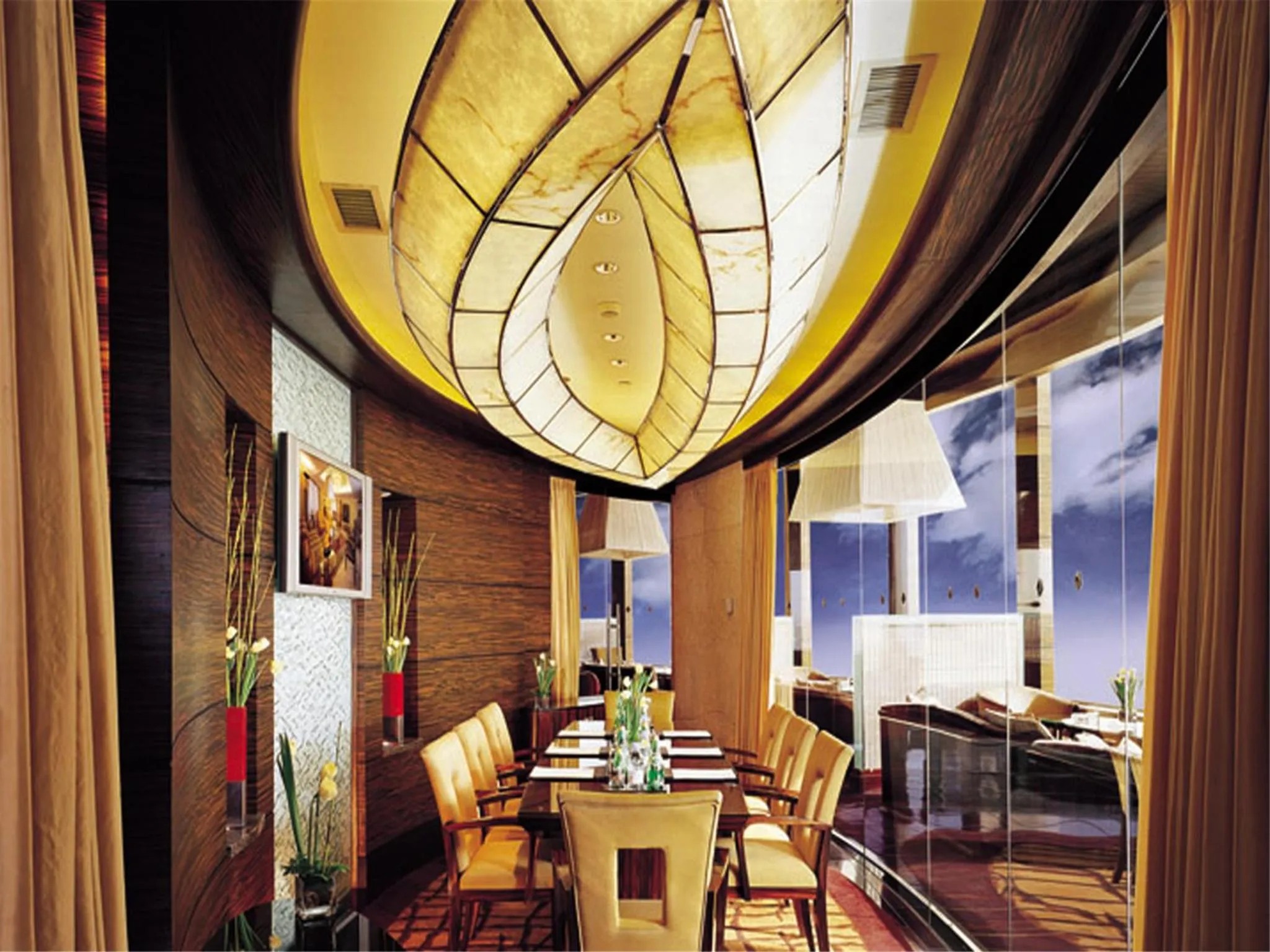 Restaurant/places to eat in The Kunlun Beijing Jin Jiang Radisson