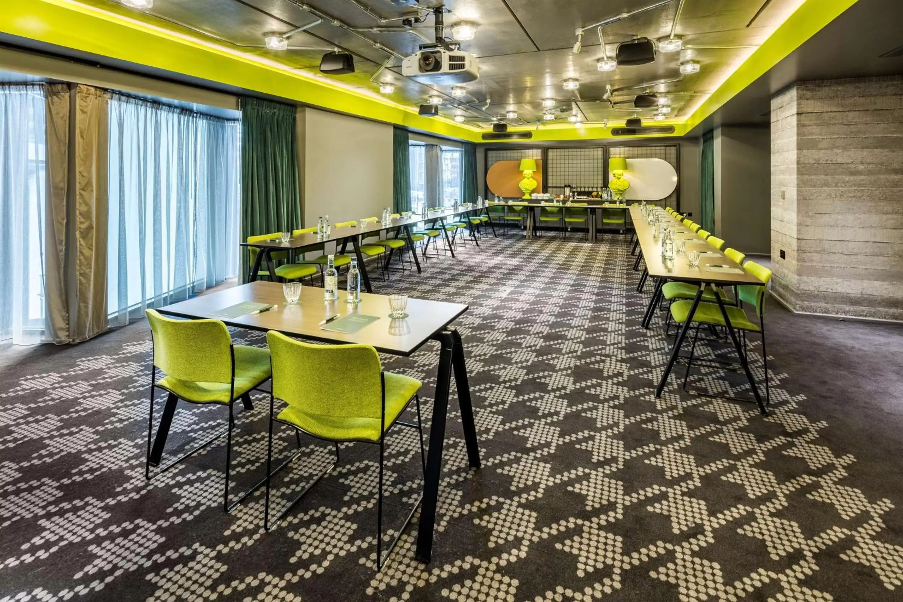 Meeting/conference room, Restaurant/Places to Eat in nhow London