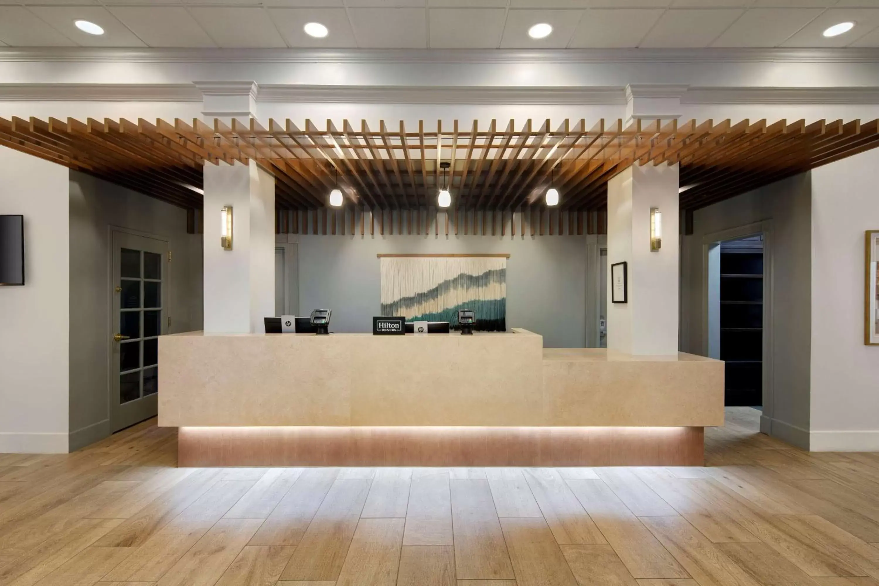 Lobby or reception, Lobby/Reception in DoubleTree by Hilton Atlanta/Roswell - Alpharetta Area