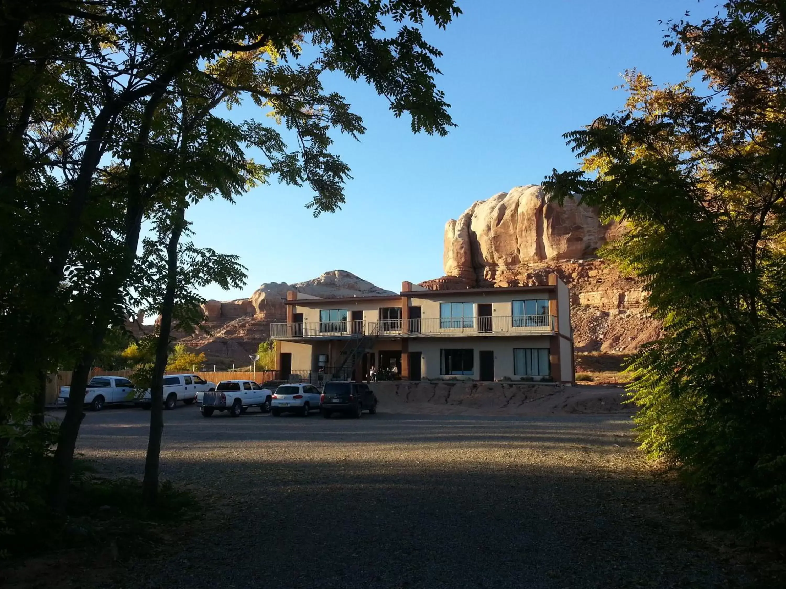 Facade/entrance, Property Building in La Posada Pintada