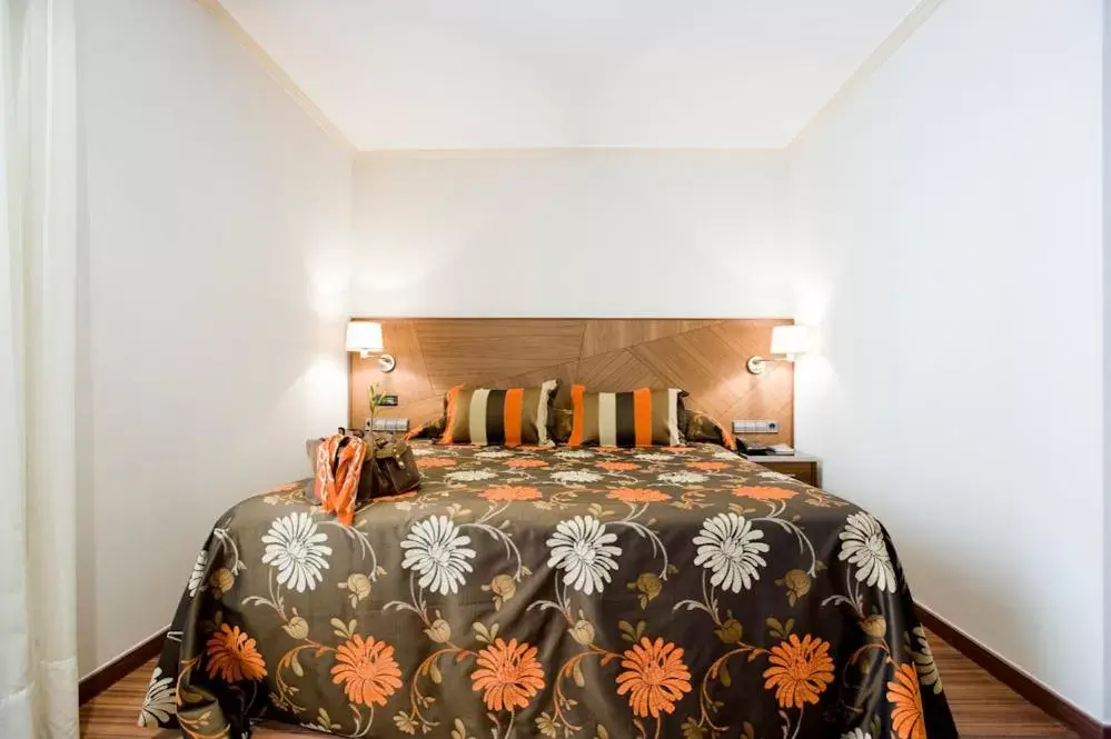 Bedroom, Bed in Hotel El Churra Bedroom, Bed in Hotel El Churra