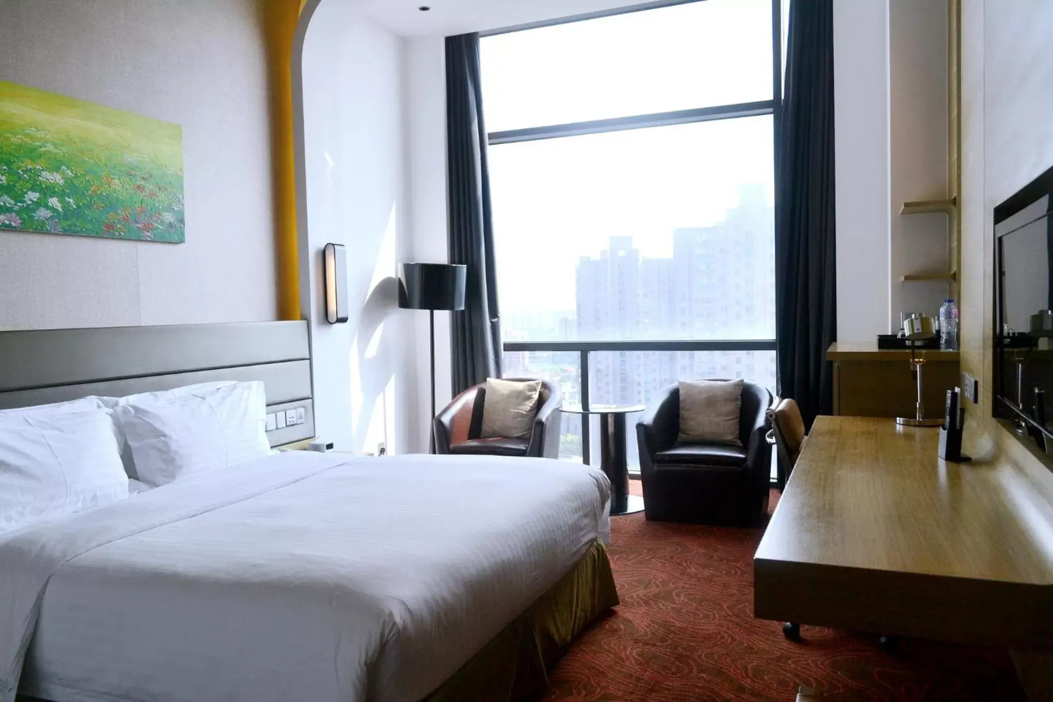 Photo of the whole room in Holiday Inn Shanghai Songjiang, an IHG Hotel - Miaoqian Street