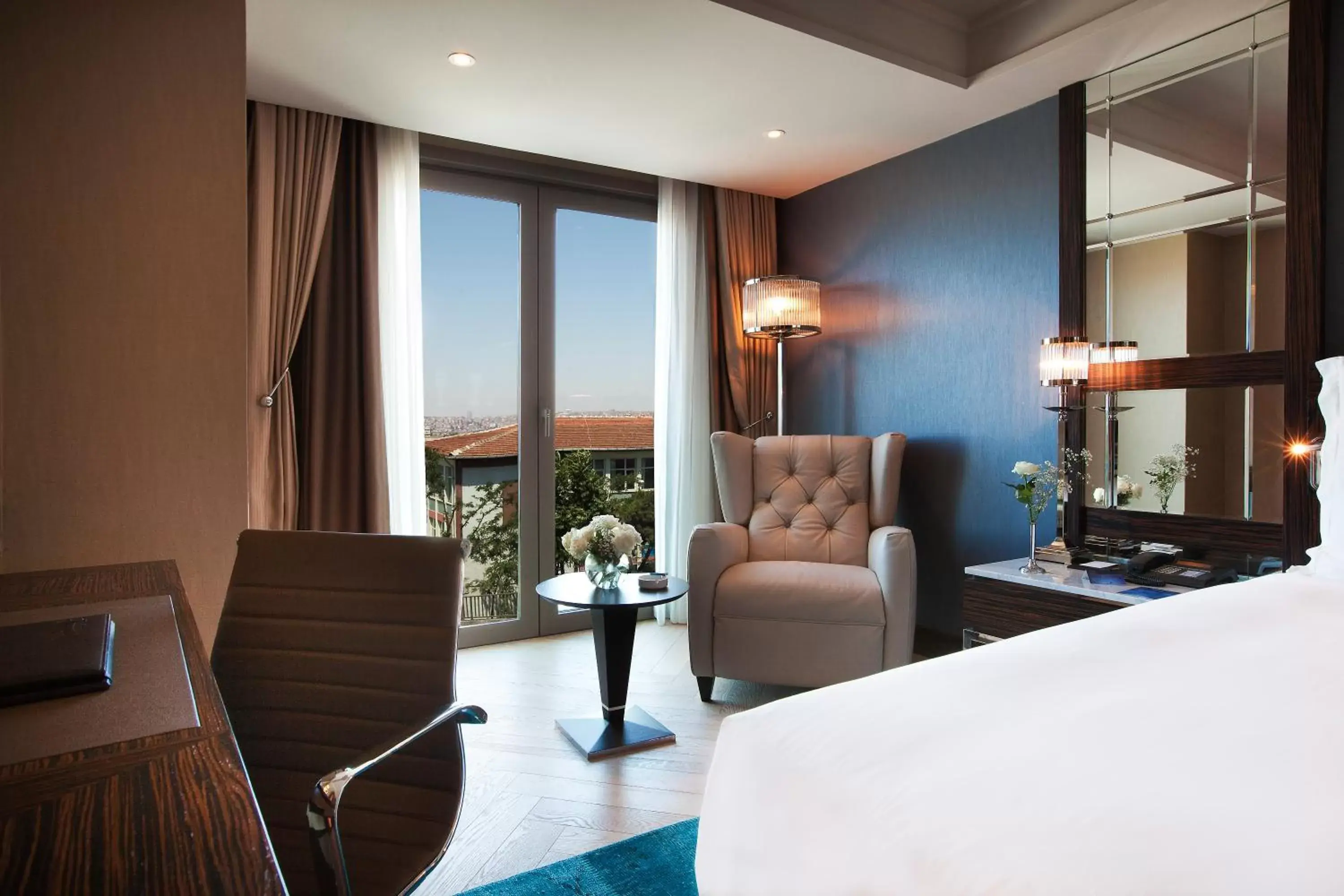 Bedroom, Seating Area in Radisson Blu Hotel Istanbul Pera