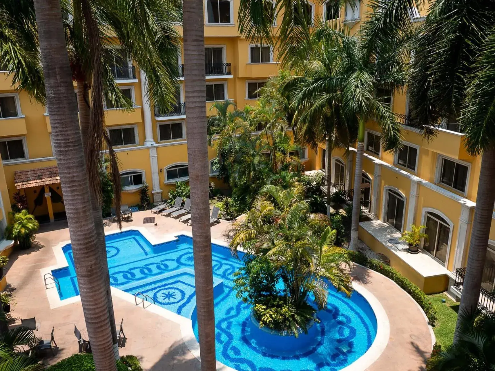 Pool View in Hotel Hacienda Real