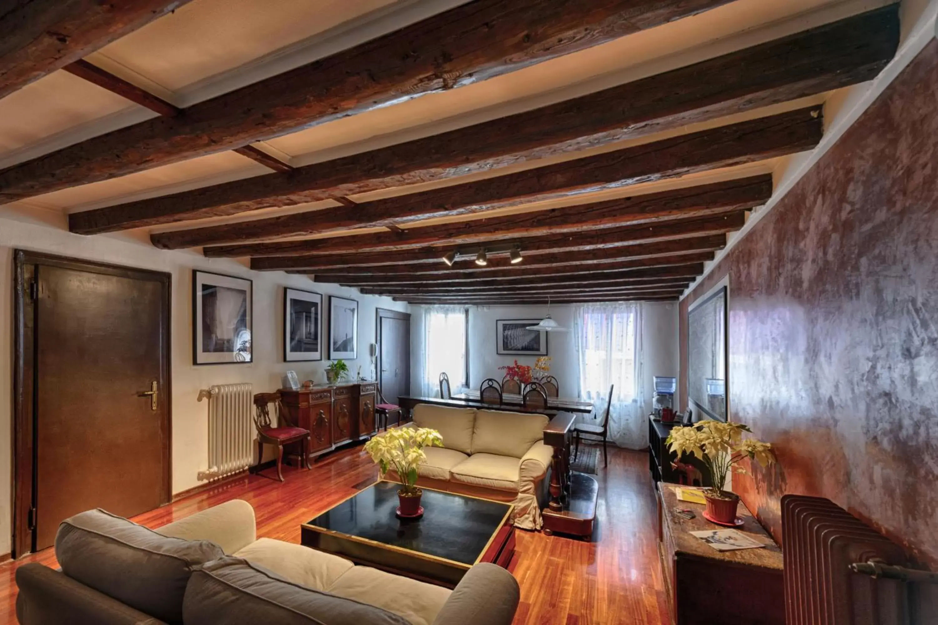 Living room, Seating Area in San Giacomo Venezia