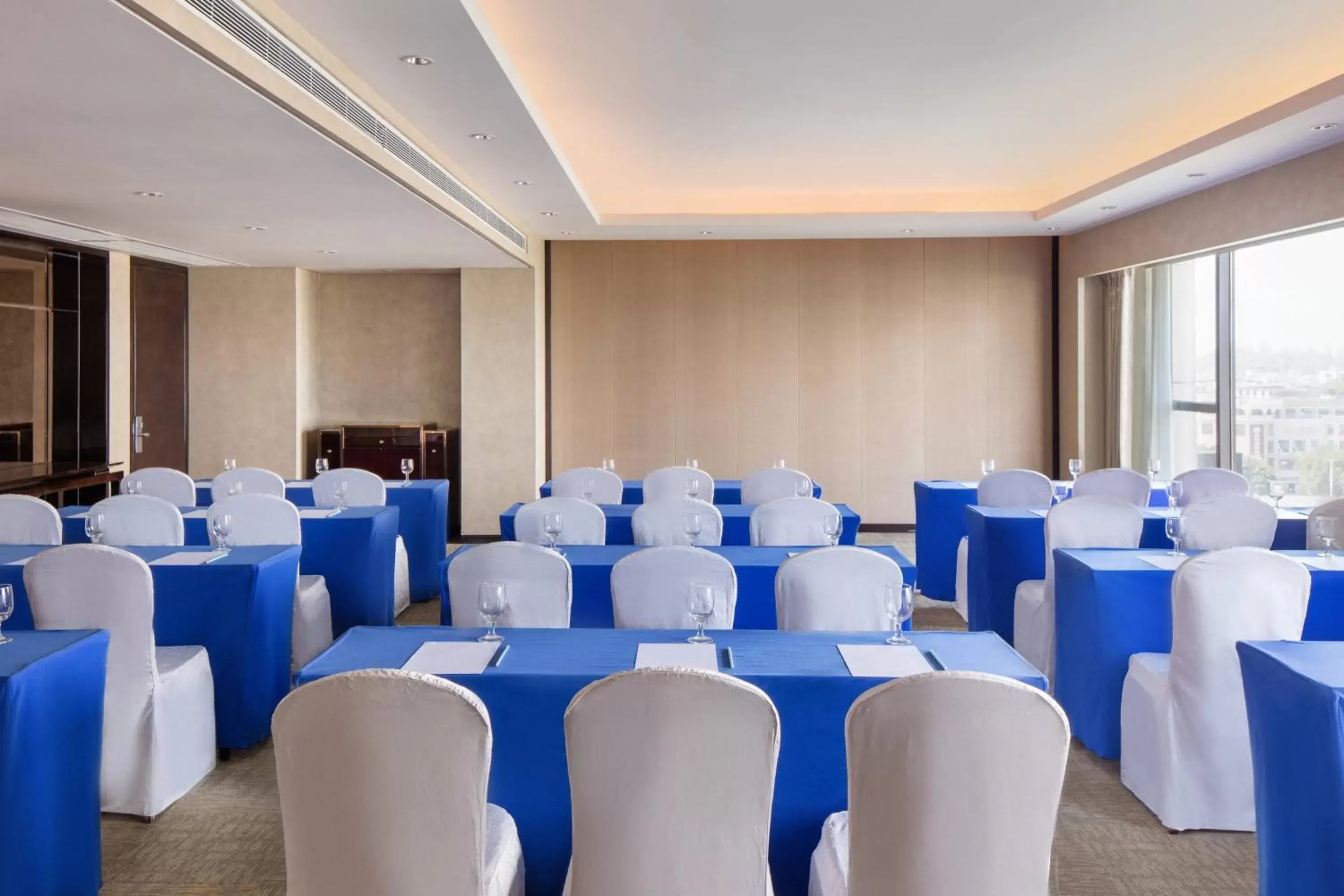 Meeting/conference room in Sheraton Zhongshan Hotel
