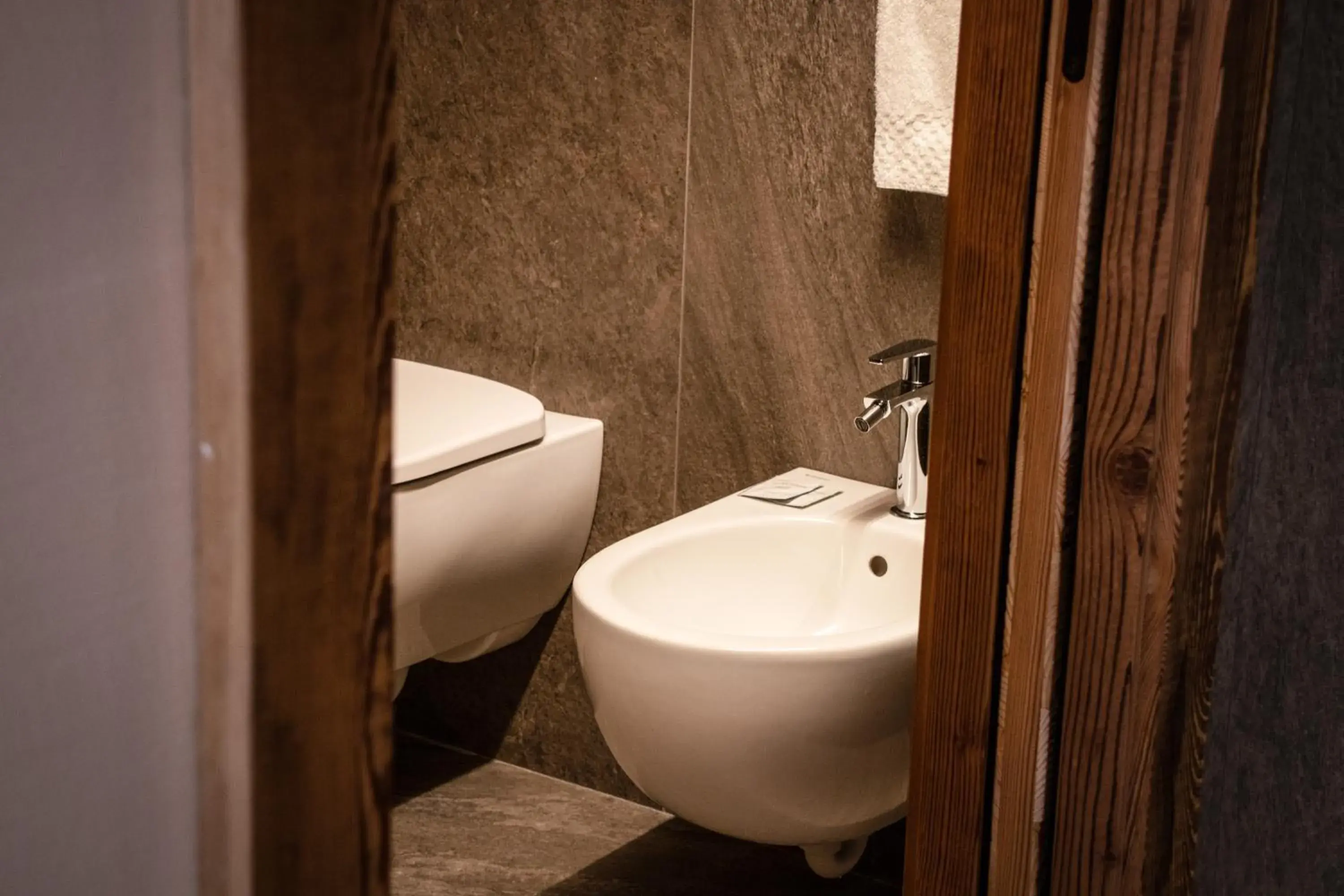 Toilet, Bathroom in Hotel Concordia
