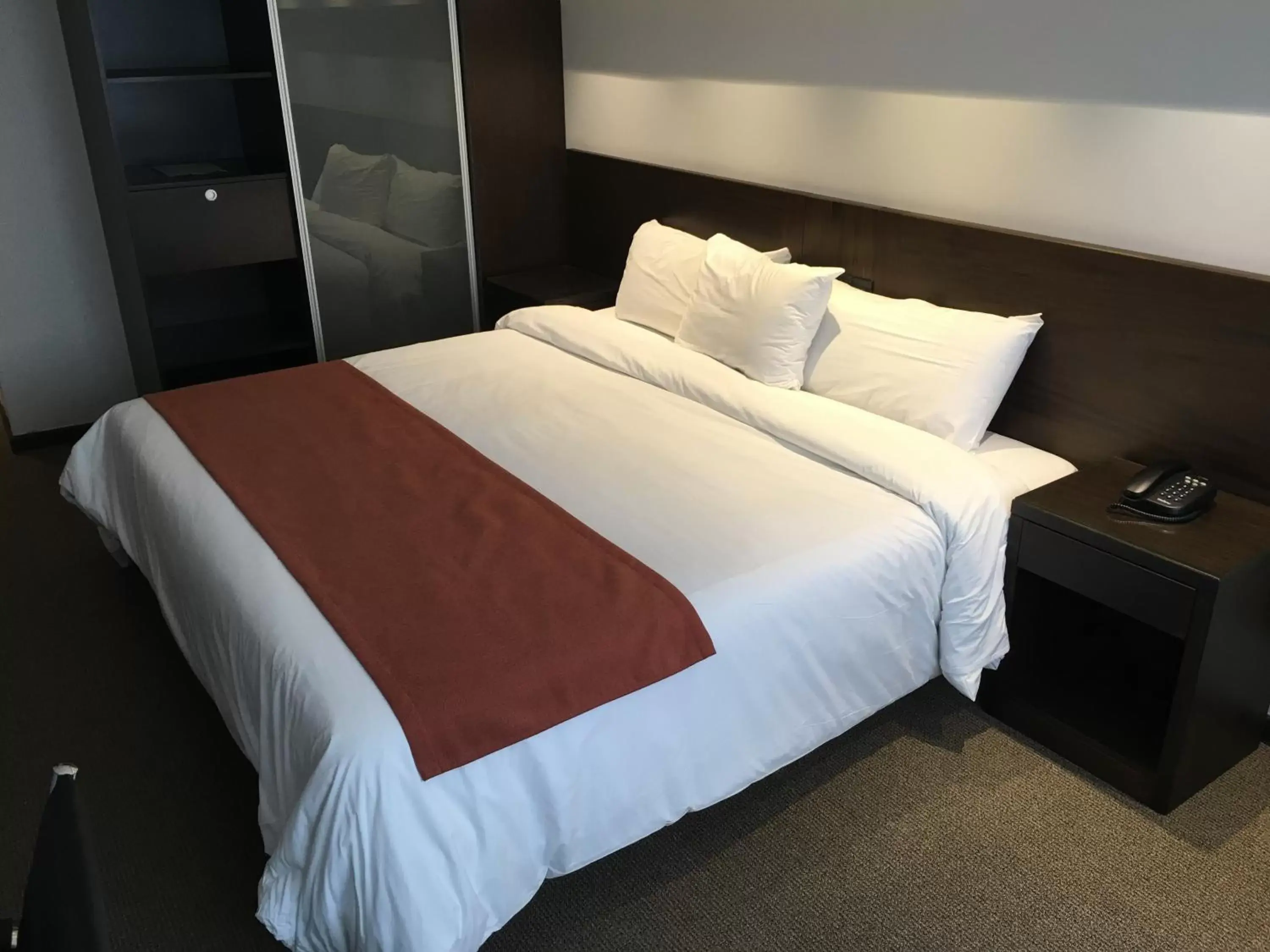 Photo of the whole room, Bed in Crystal Tower