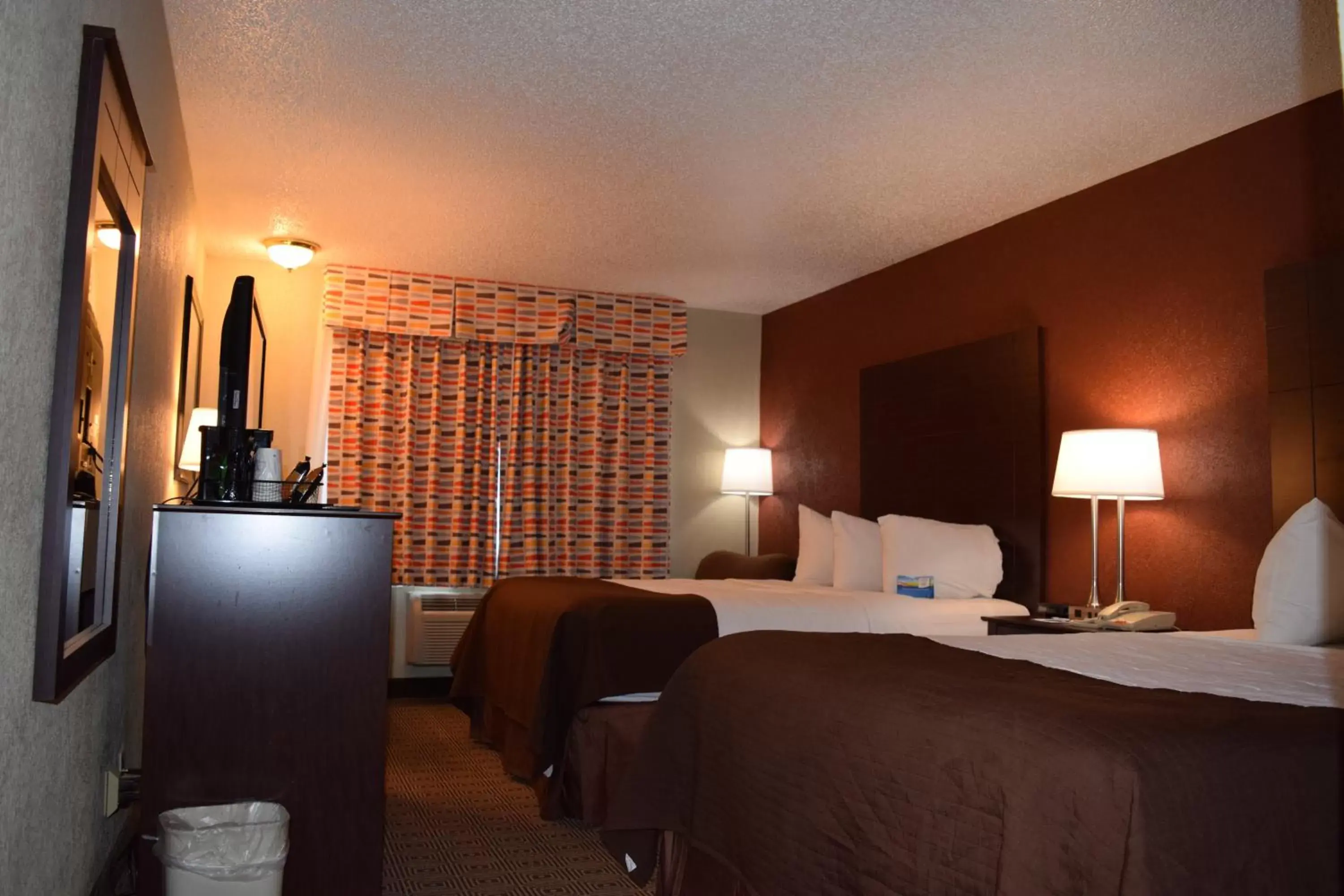 Bedroom, Bed in Baymont by Wyndham Midland Airport