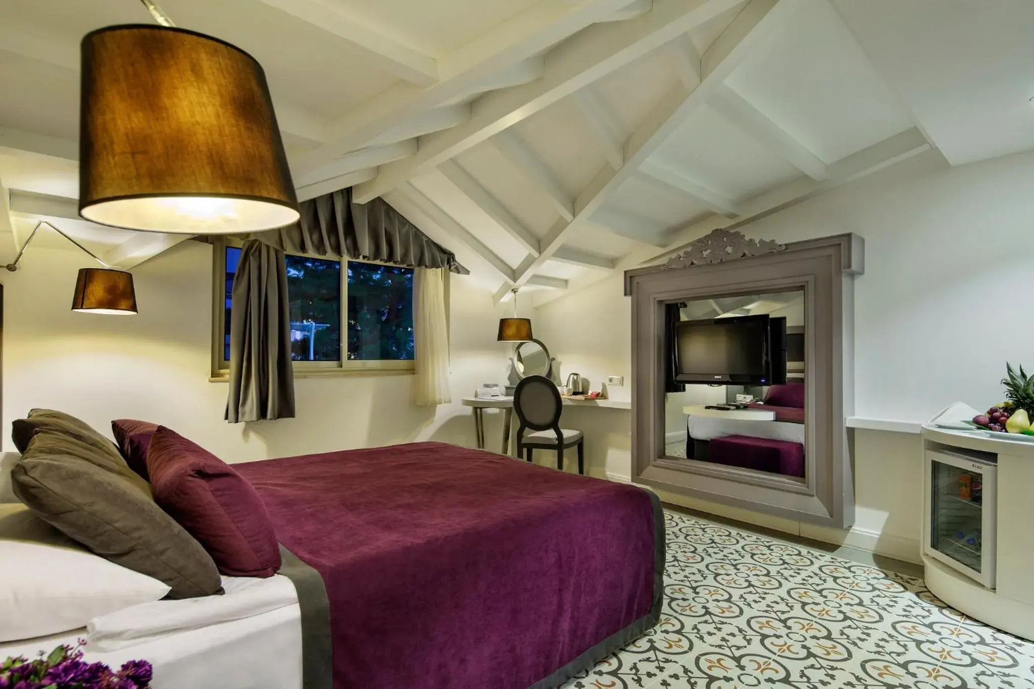 Bedroom, Bed in Crystal Aura Beach Resort & Spa