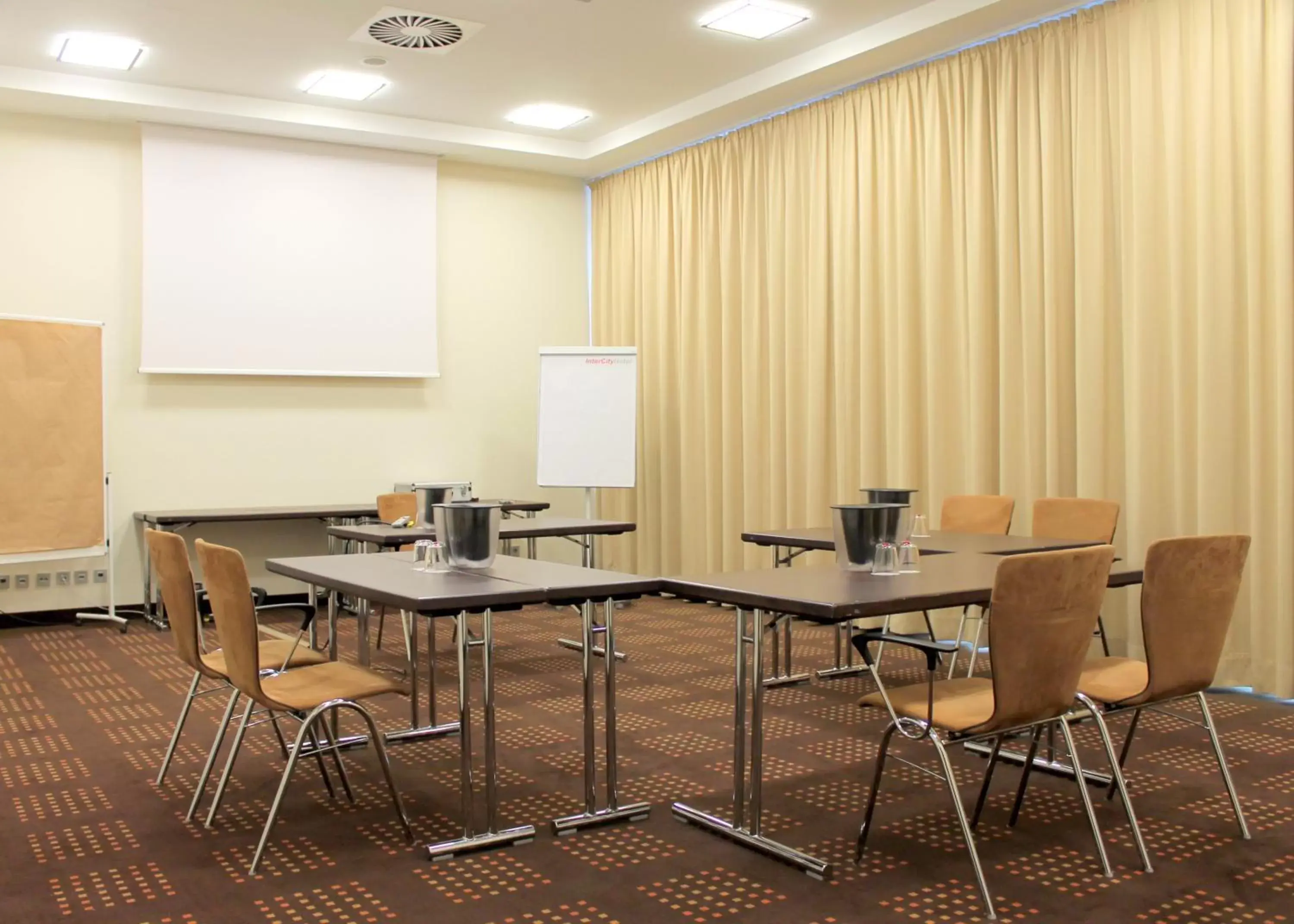 Meeting/conference room in IntercityHotel Essen