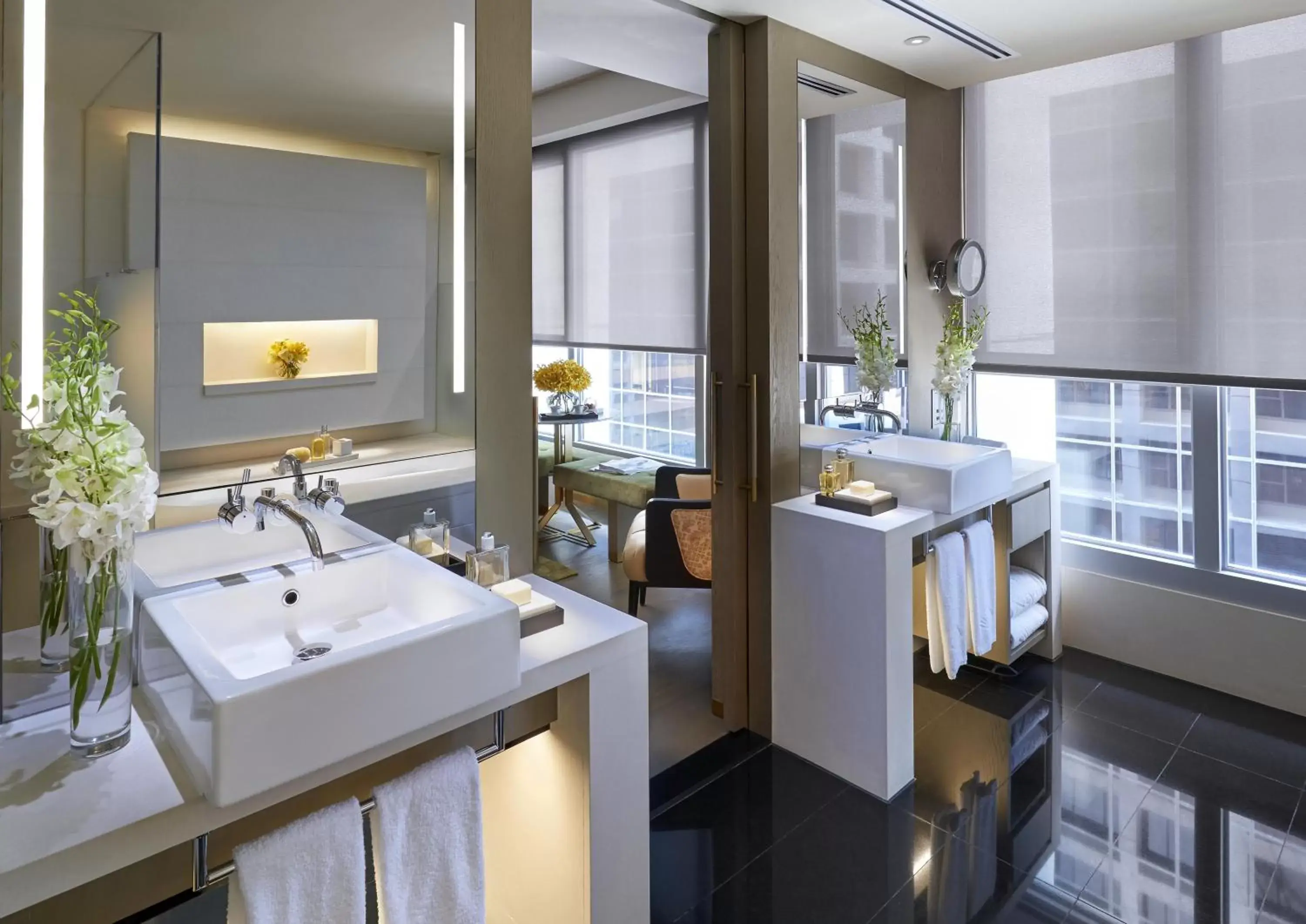 Bathroom in The Landmark Mandarin Oriental, Hong Kong