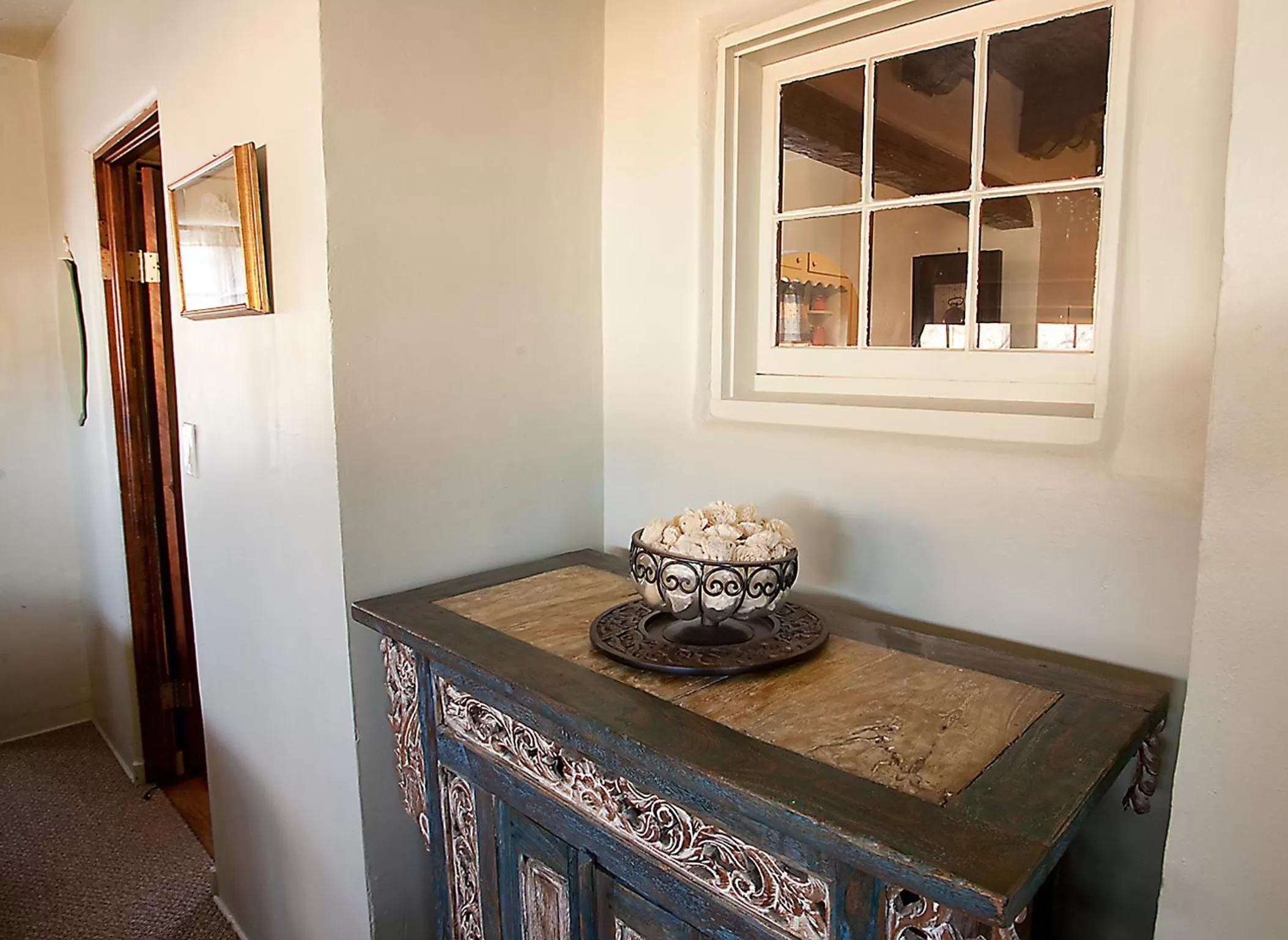 Decorative detail in Casa de Tres Lunas/House of Three Moons