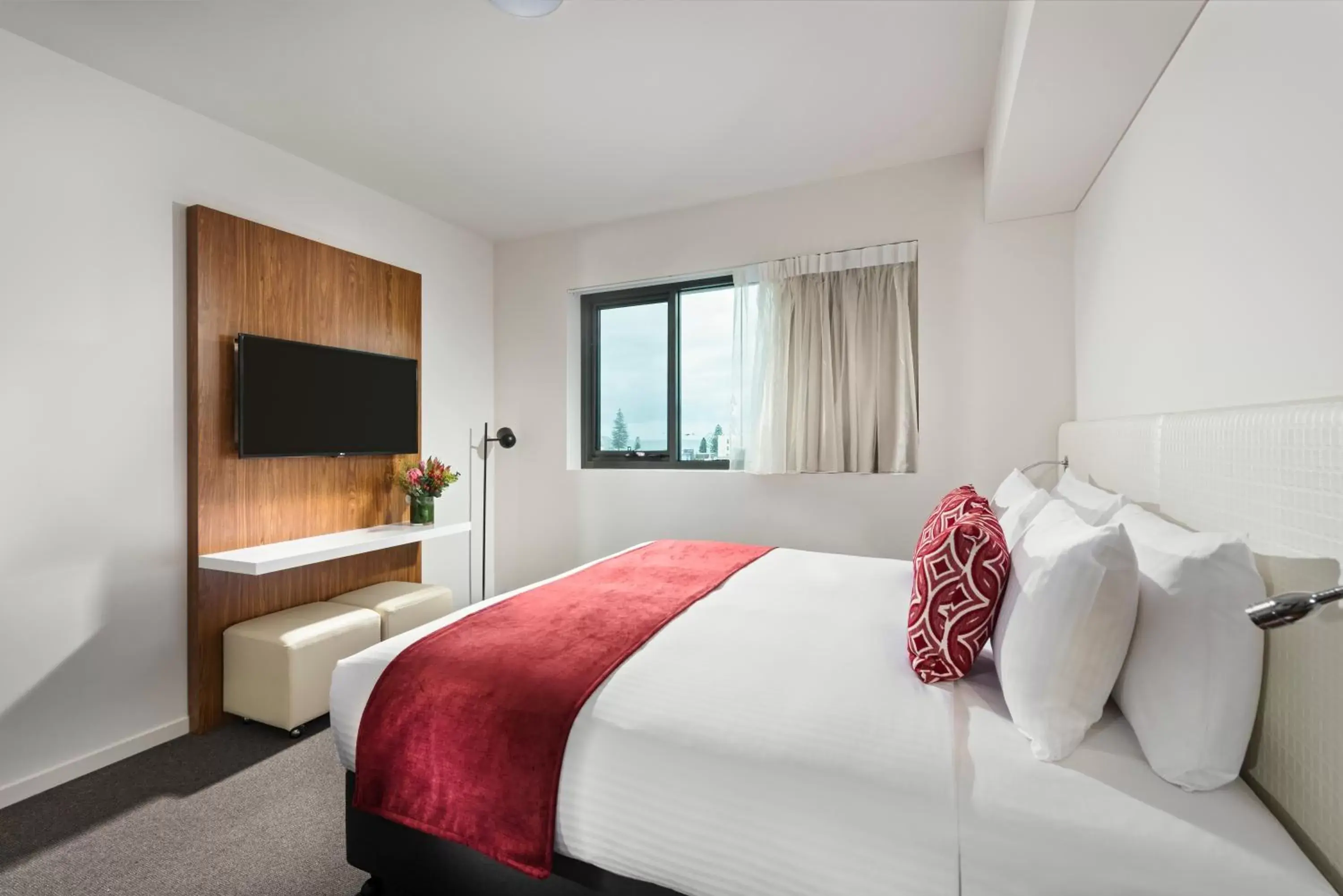 Bed in Ramada by Wyndham VetroBlu Scarborough Beach