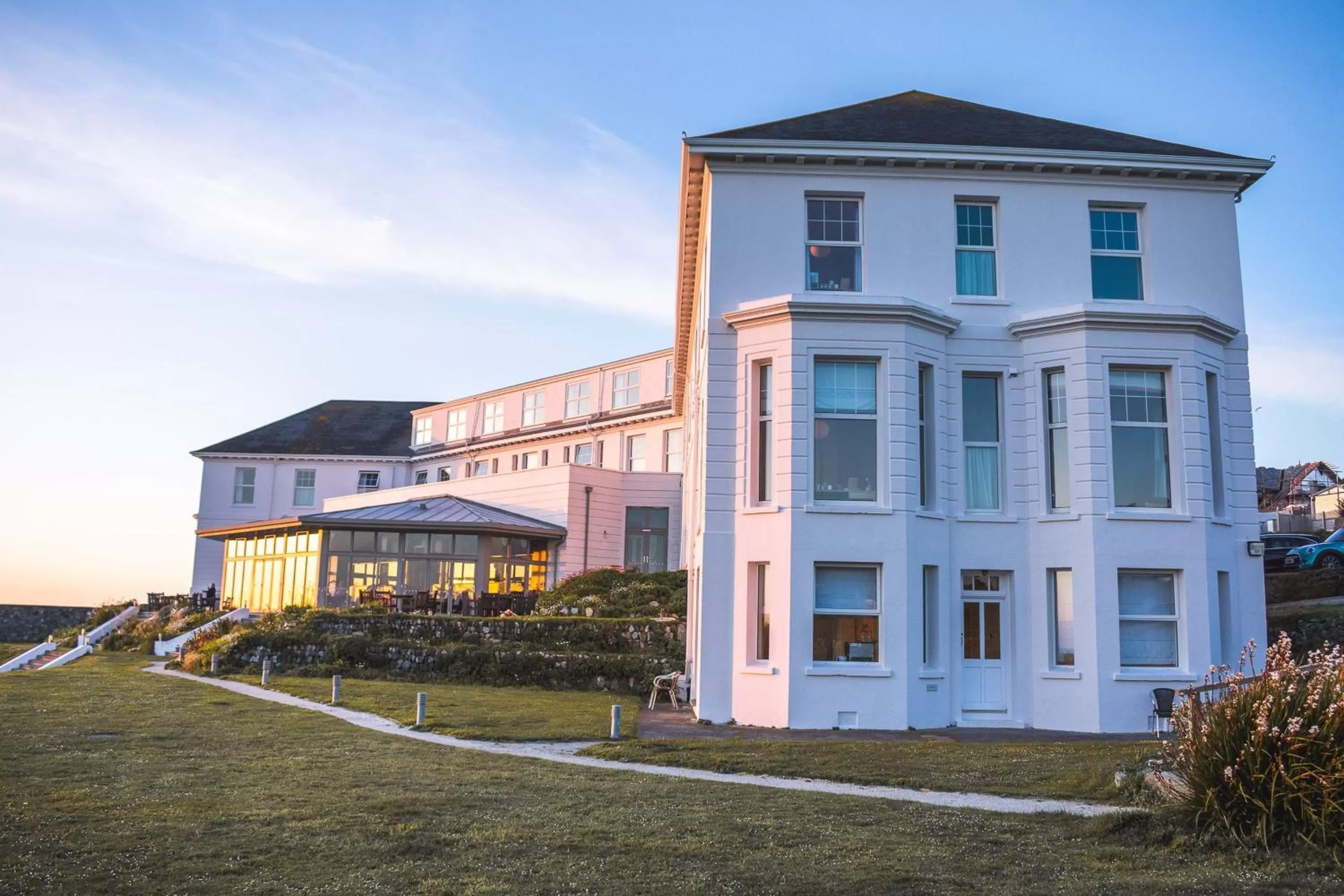 Property building in Polurrian on the Lizard