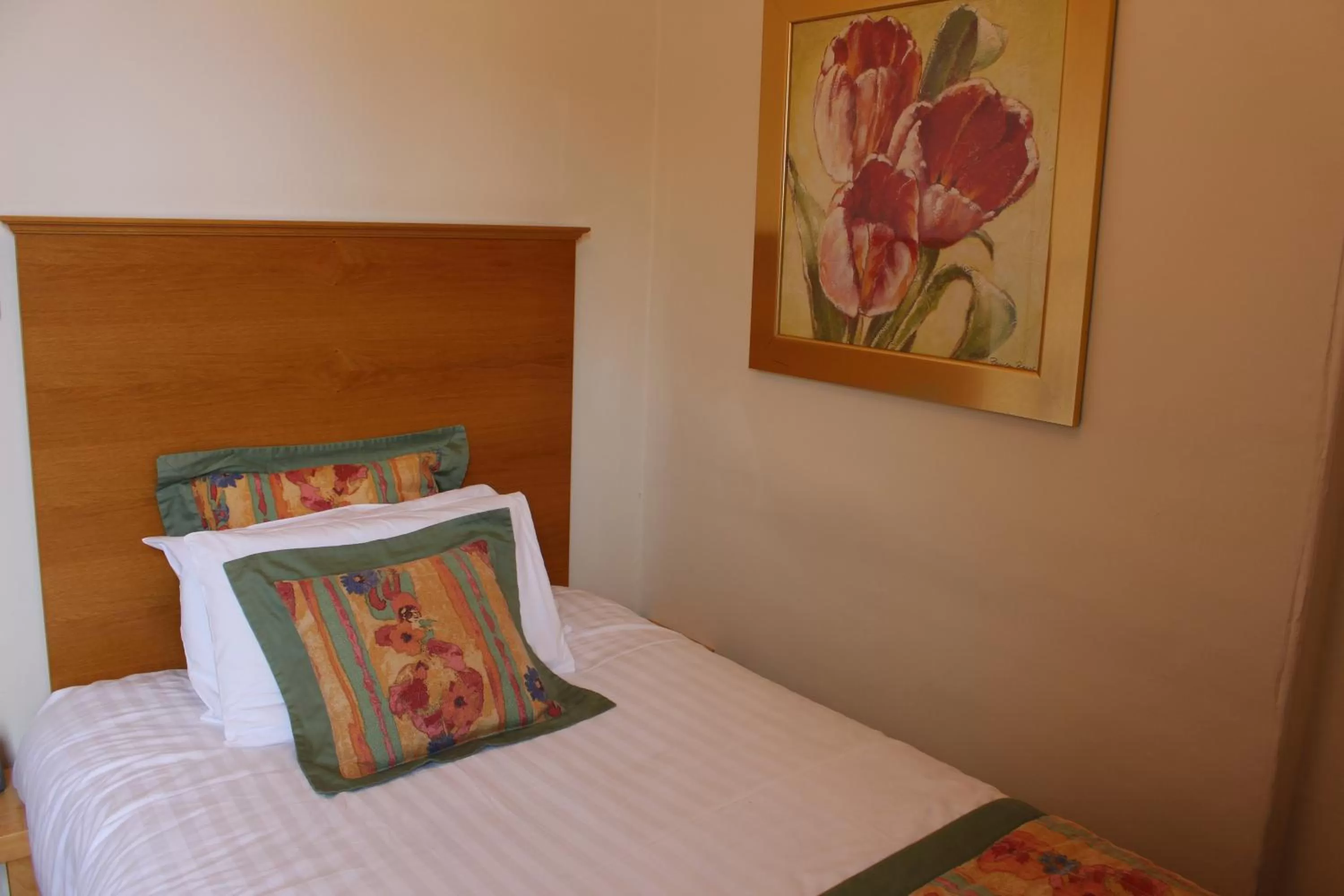 Single Room in Horizon Hotel