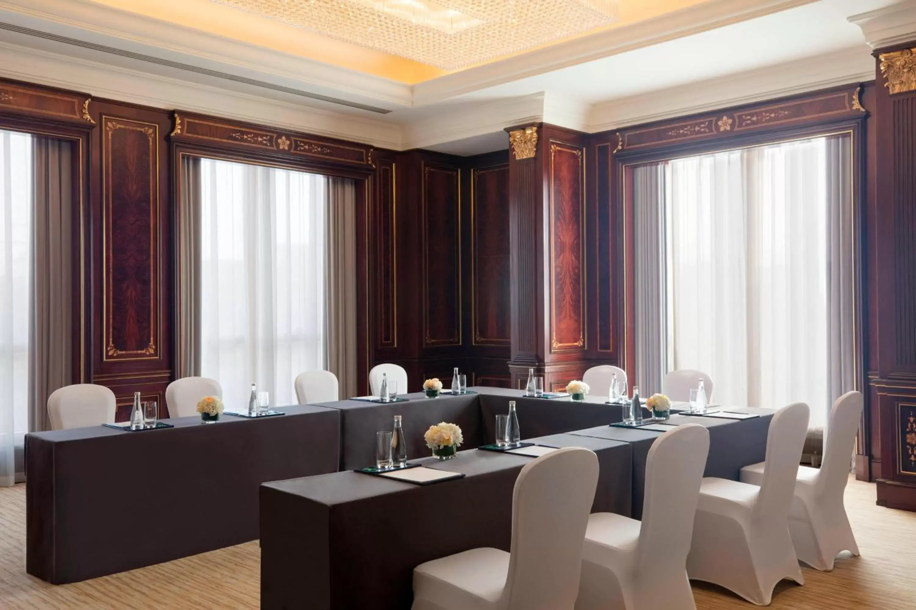 Meeting/conference room in Delta Hotels by Marriott Shanghai Baoshan