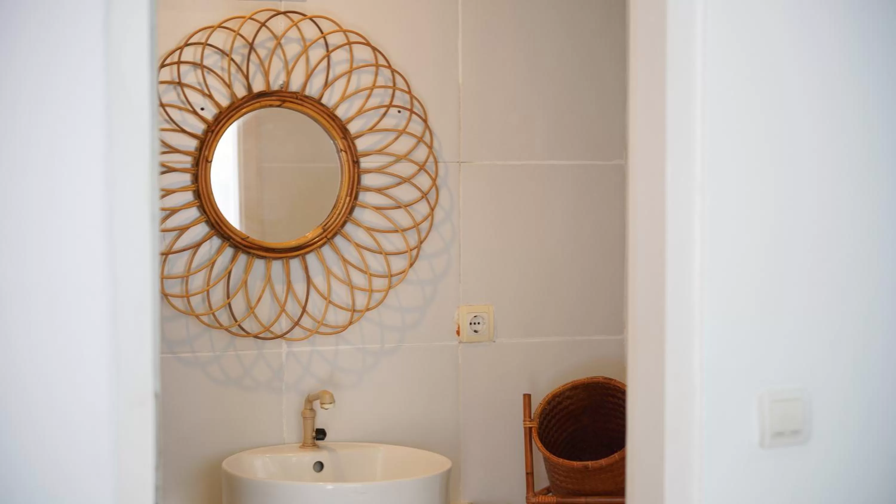 Toilet in The White Bay